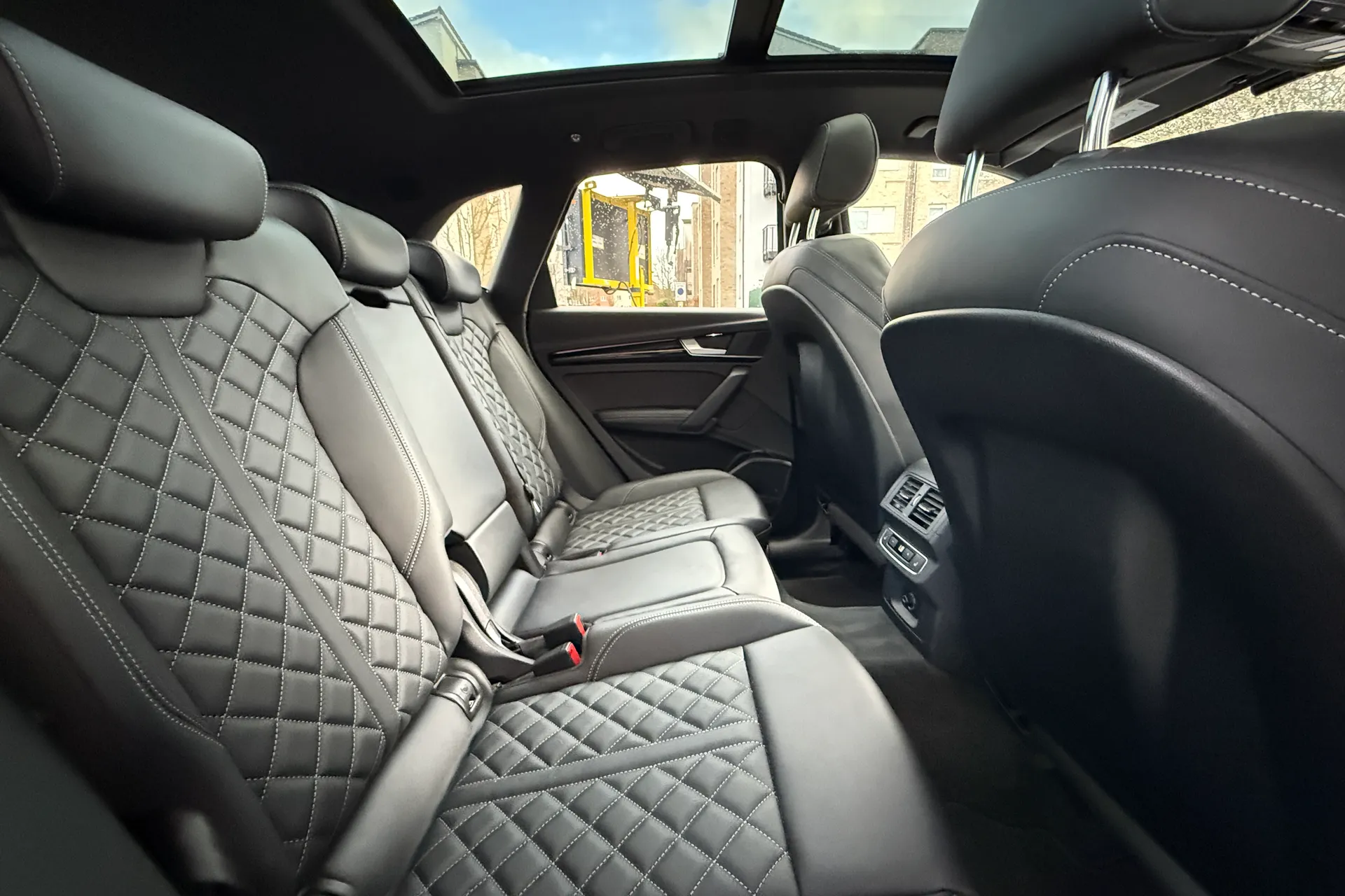 Audi Q5 thumbnail image number 39