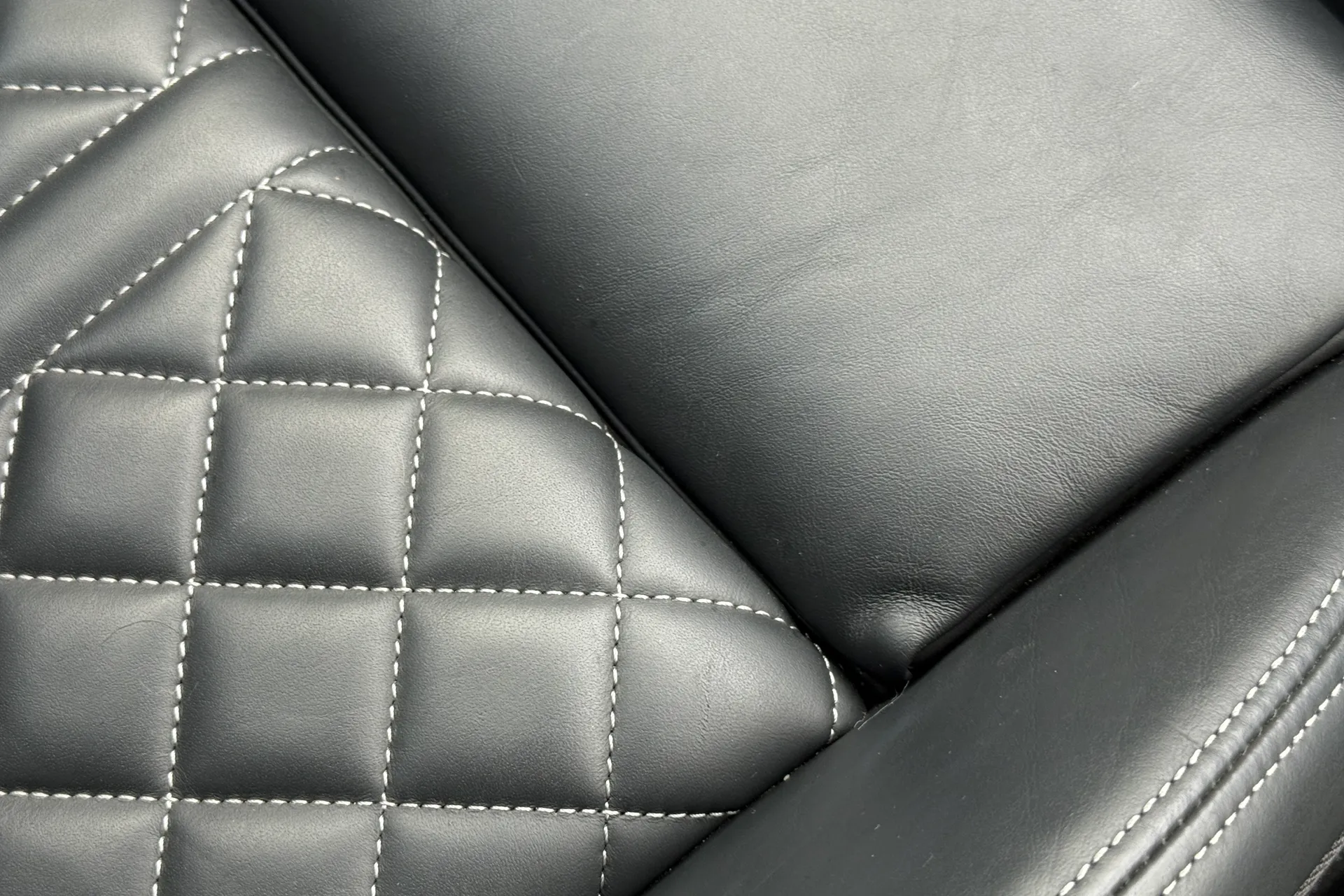 Audi Q5 thumbnail image number 24