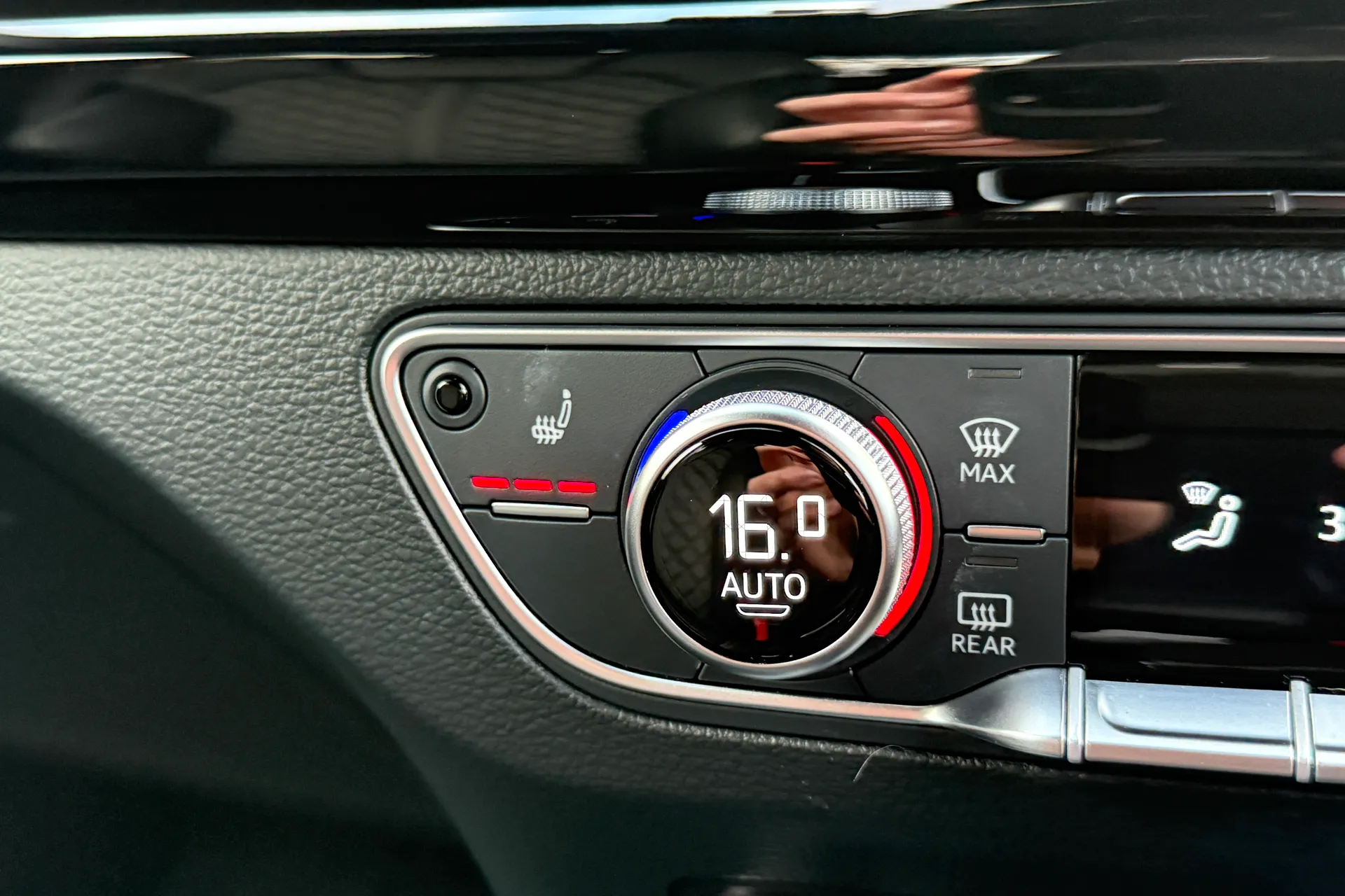 Audi Q5 thumbnail image number 7