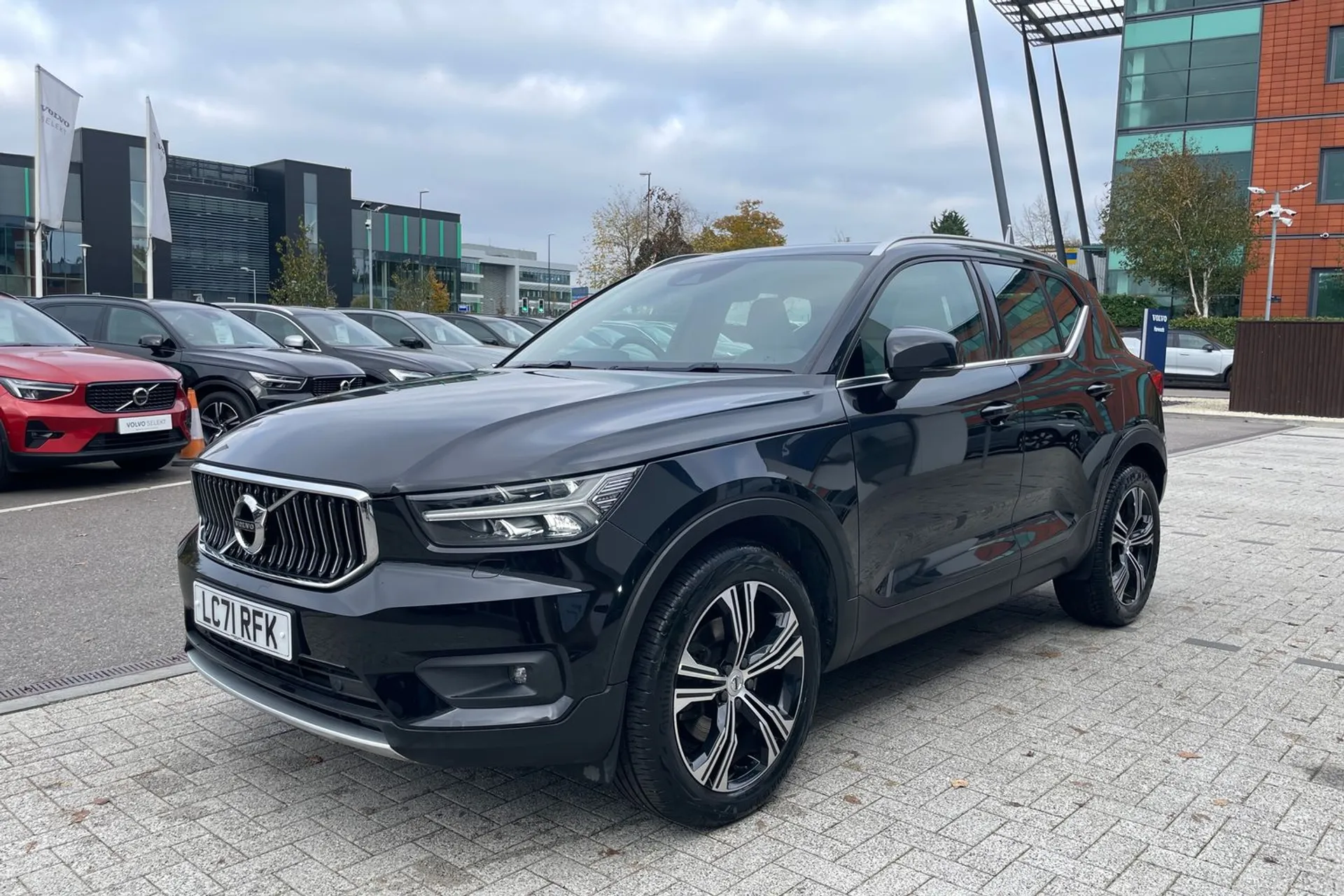 Volvo XC40 thumbnail image number 11