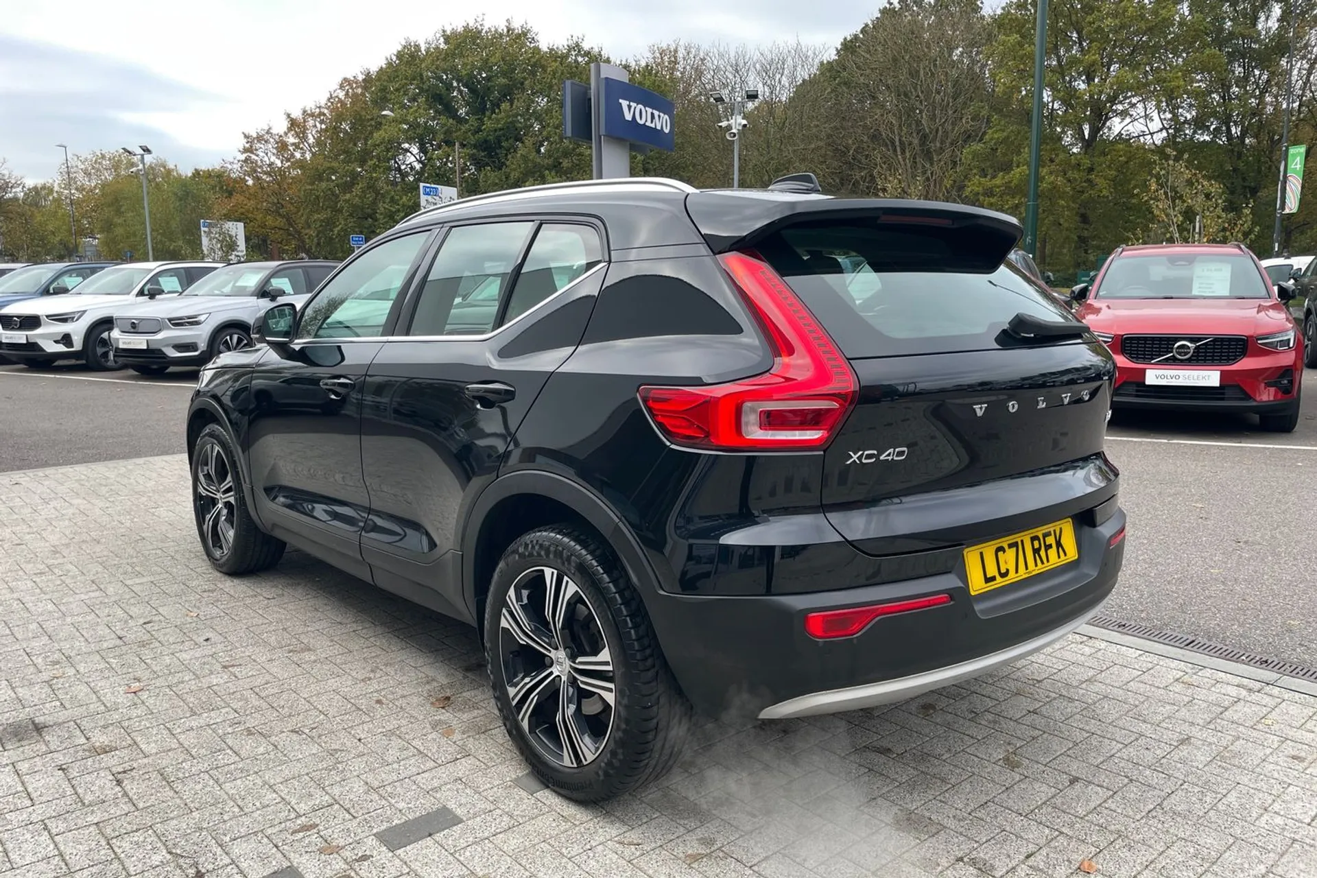 Volvo XC40 thumbnail image number 9