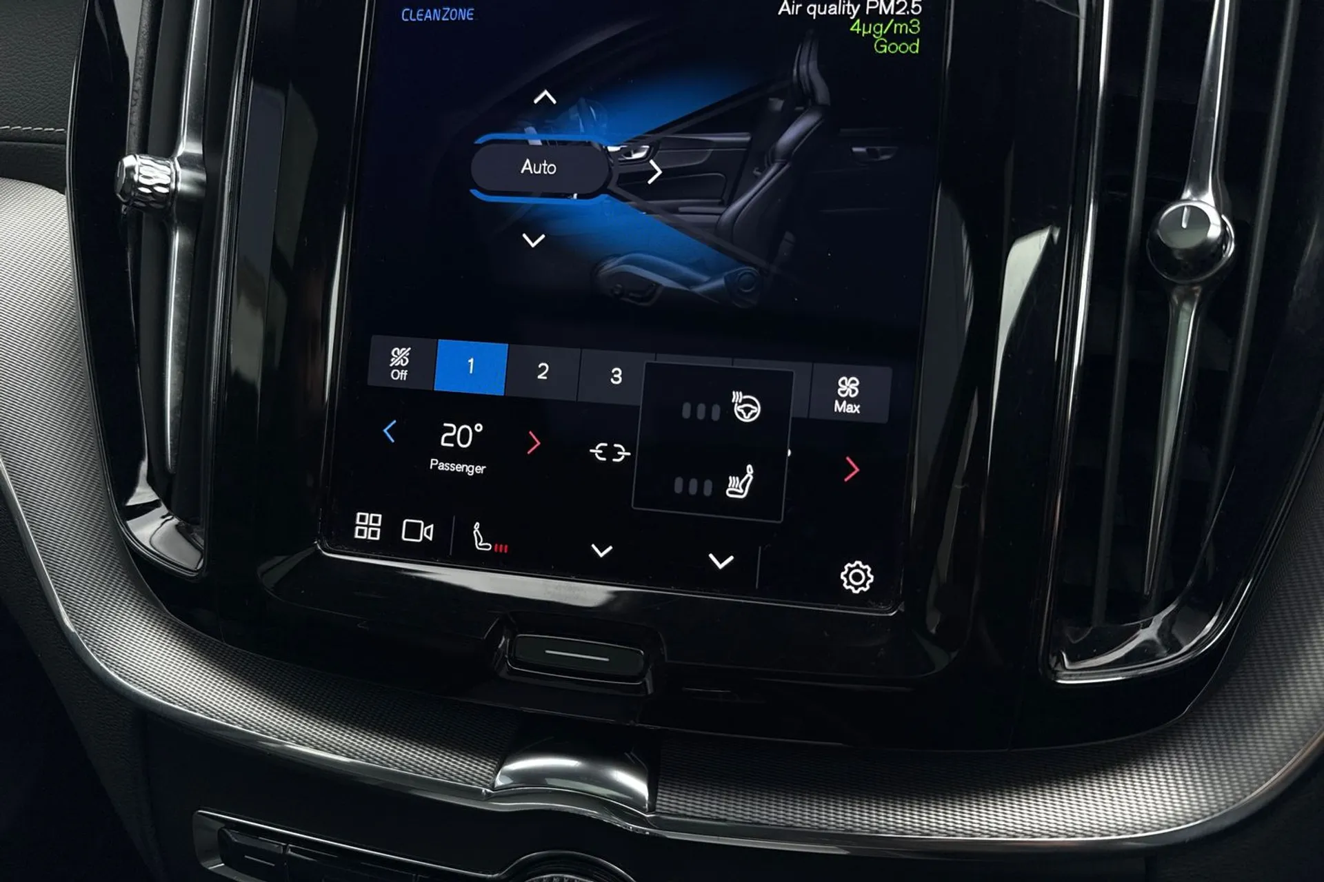 Volvo XC60 thumbnail image number 41