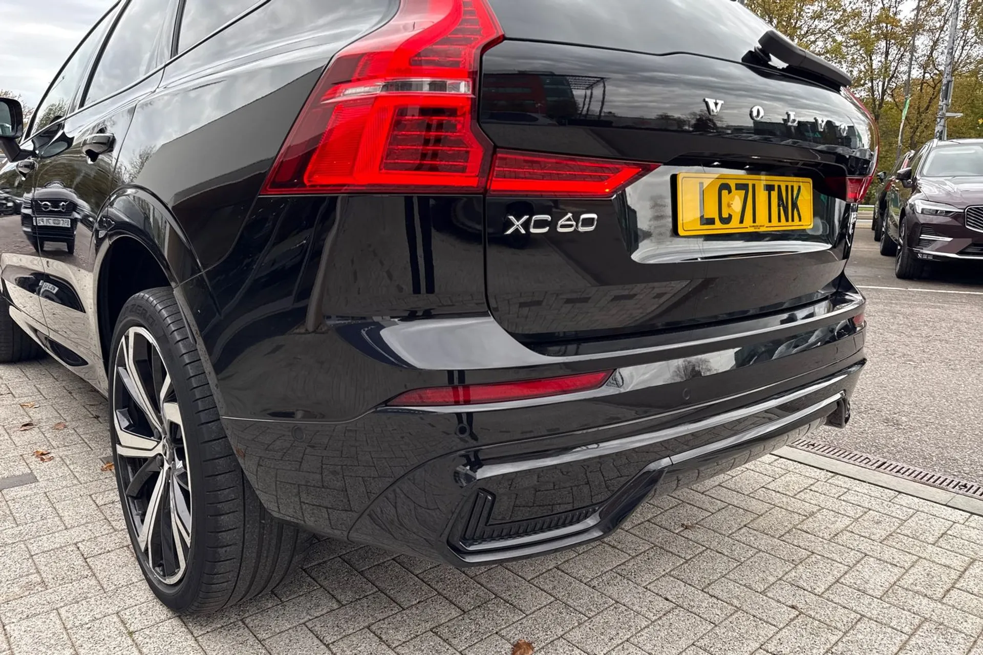 Volvo XC60 thumbnail image number 18