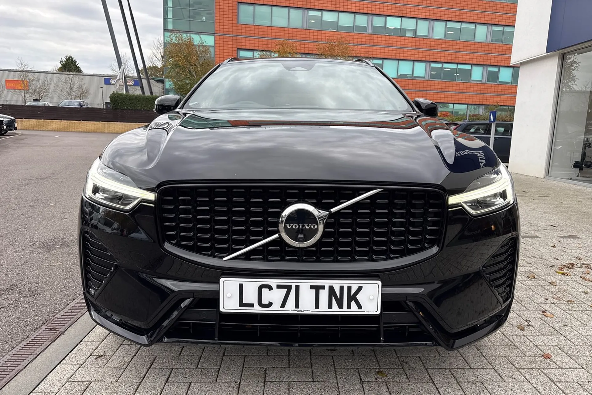 Volvo XC60 thumbnail image number 13