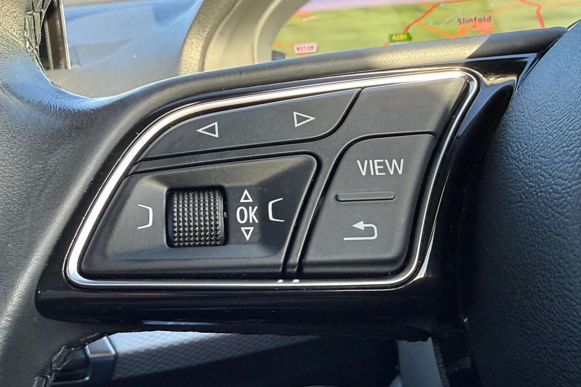 Audi Q2 thumbnail image number 15