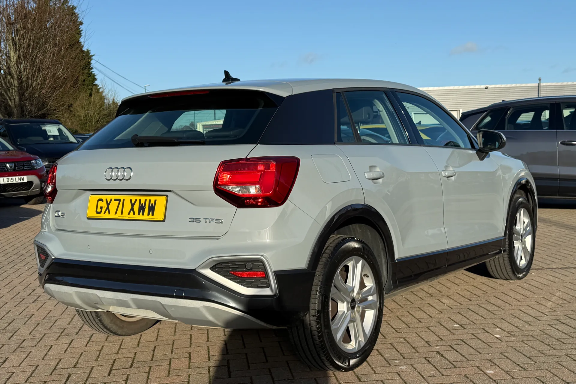 Audi Q2 thumbnail image number 25