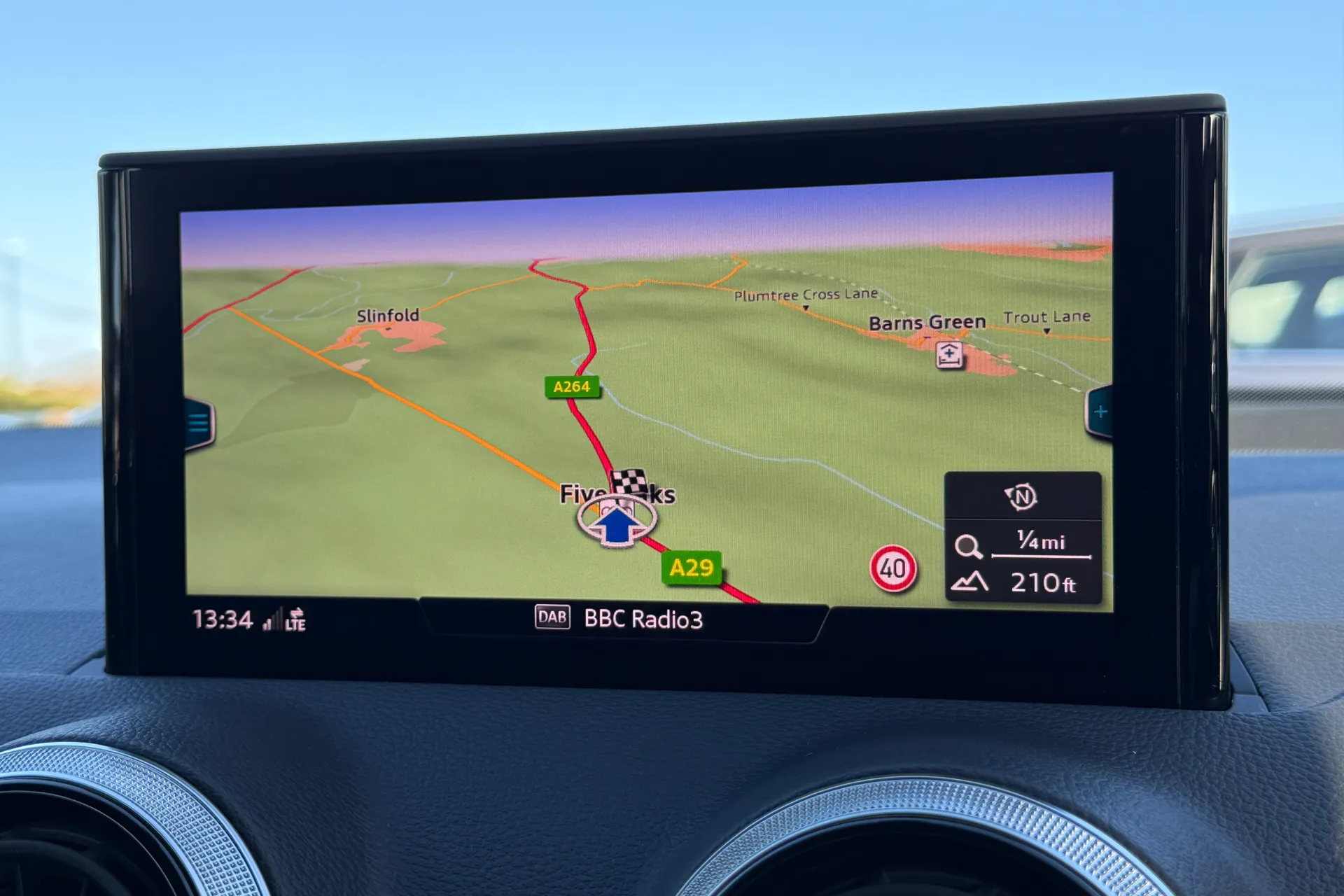 Audi Q2 thumbnail image number 4