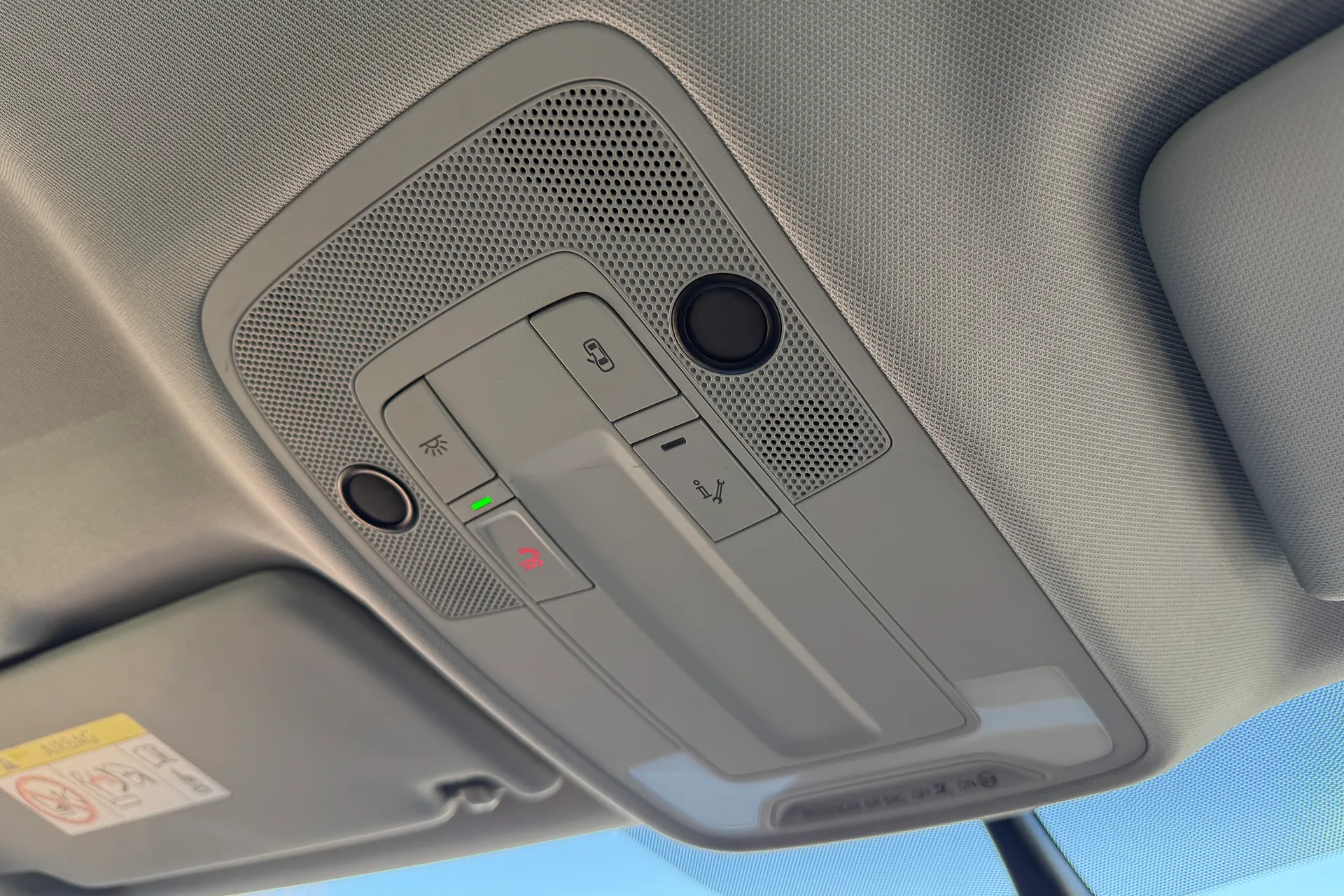 Audi Q2 thumbnail image number 14