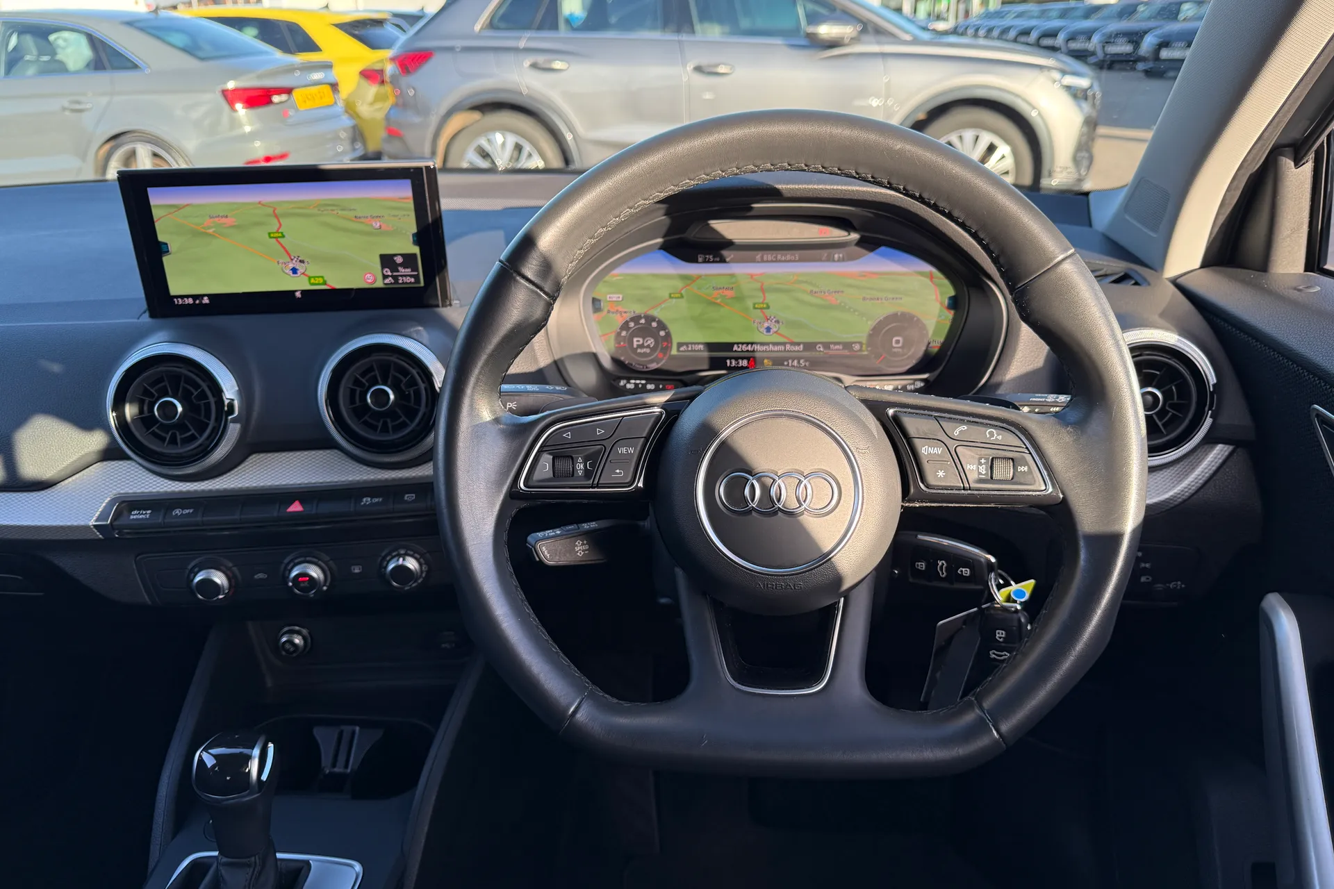 Audi Q2 thumbnail image number 5