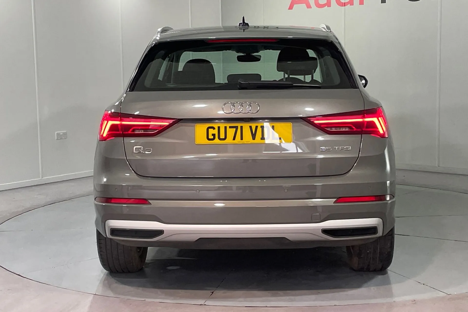 Audi Q3 thumbnail image number 7
