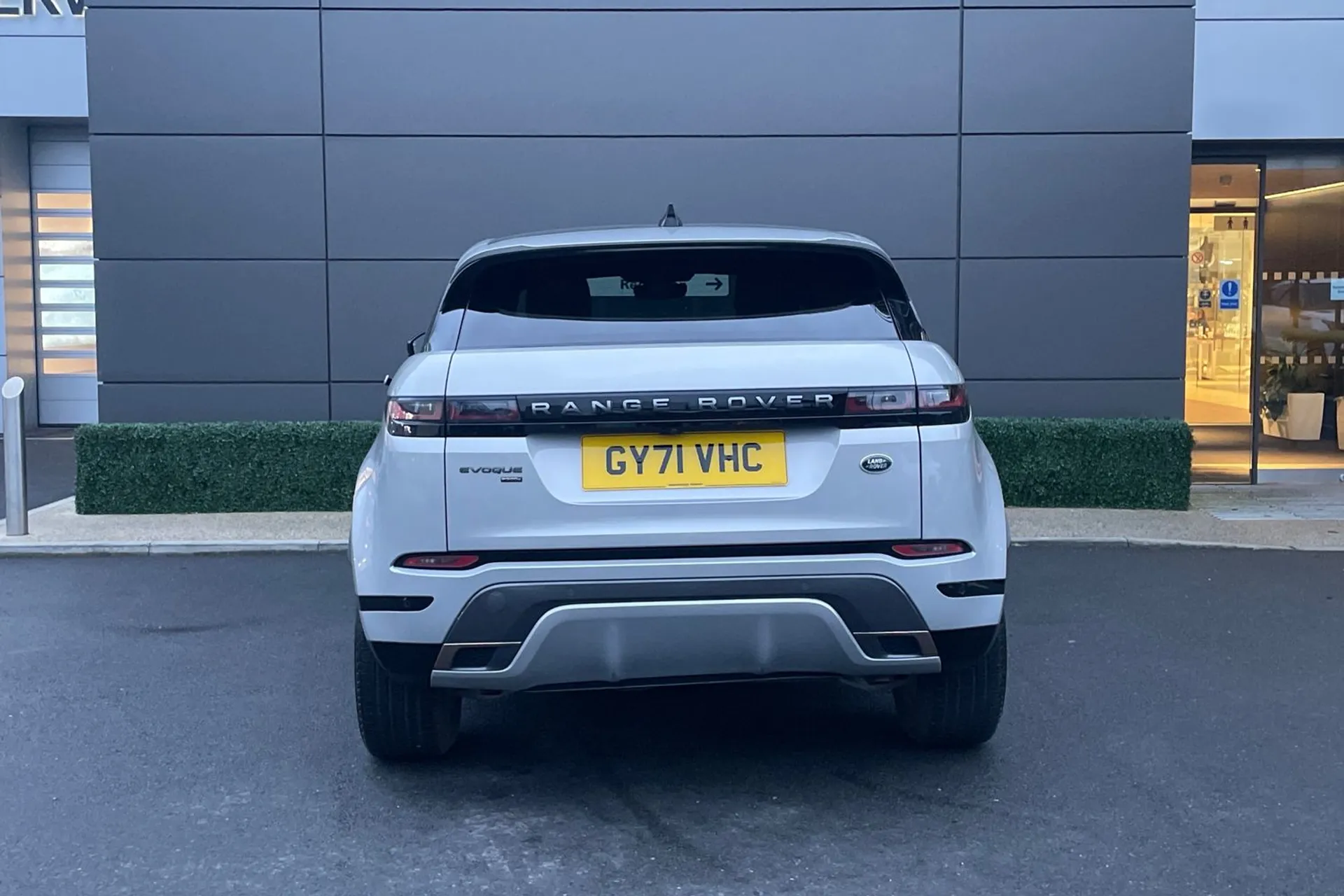 LAND ROVER RANGE ROVER EVOQUE thumbnail image number 11