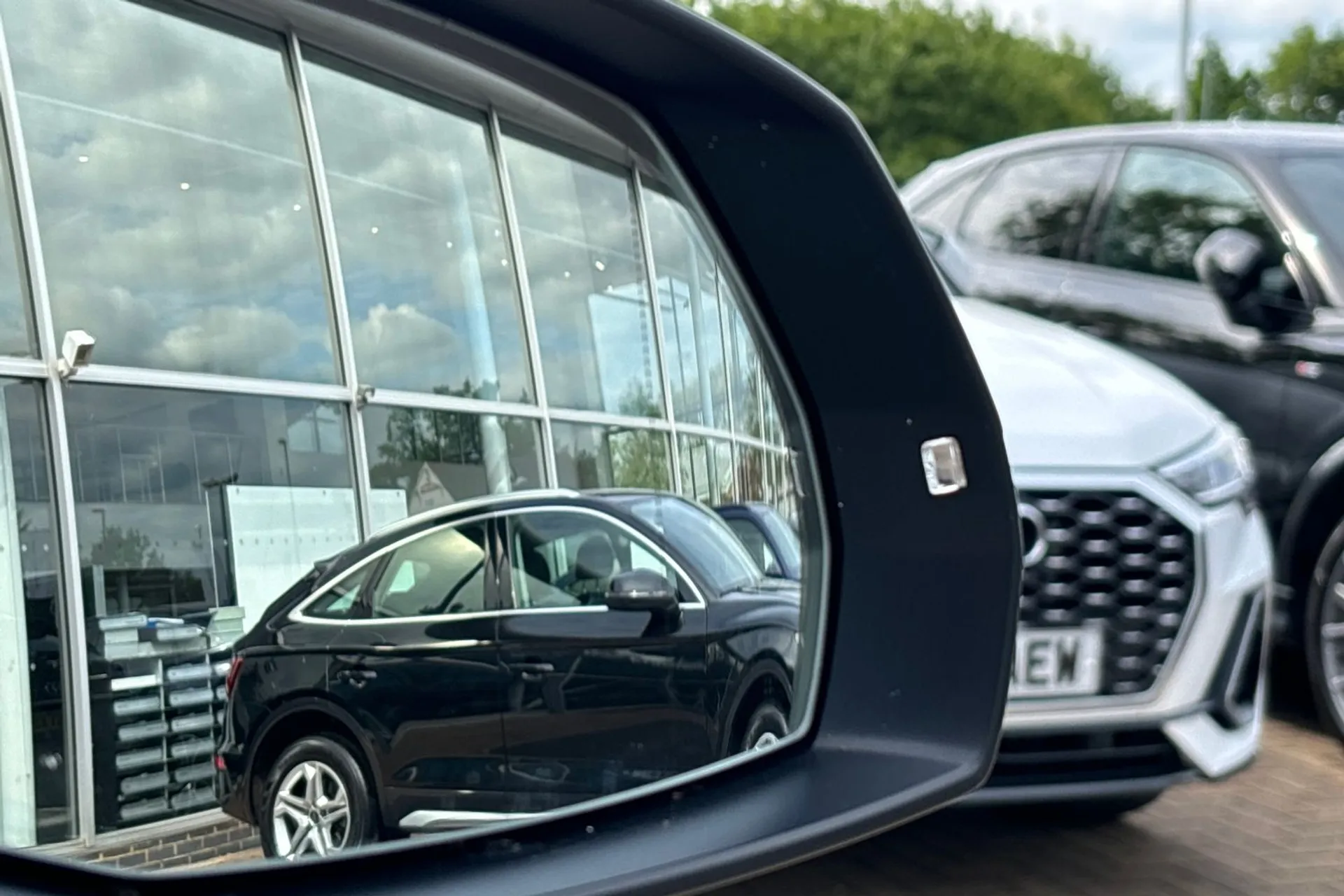 Audi Q5 thumbnail image number 48