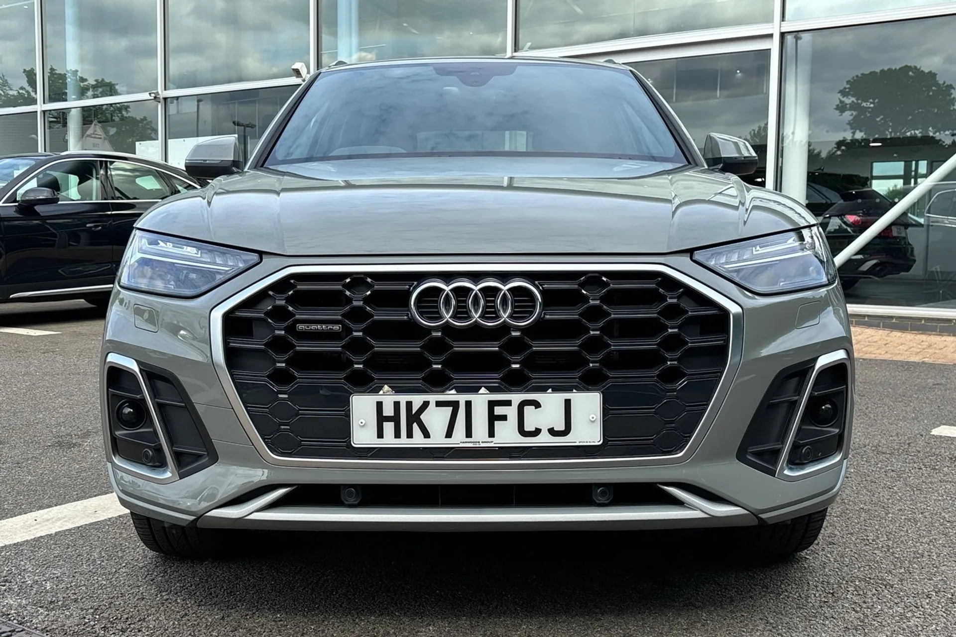 Audi Q5 thumbnail image number 12