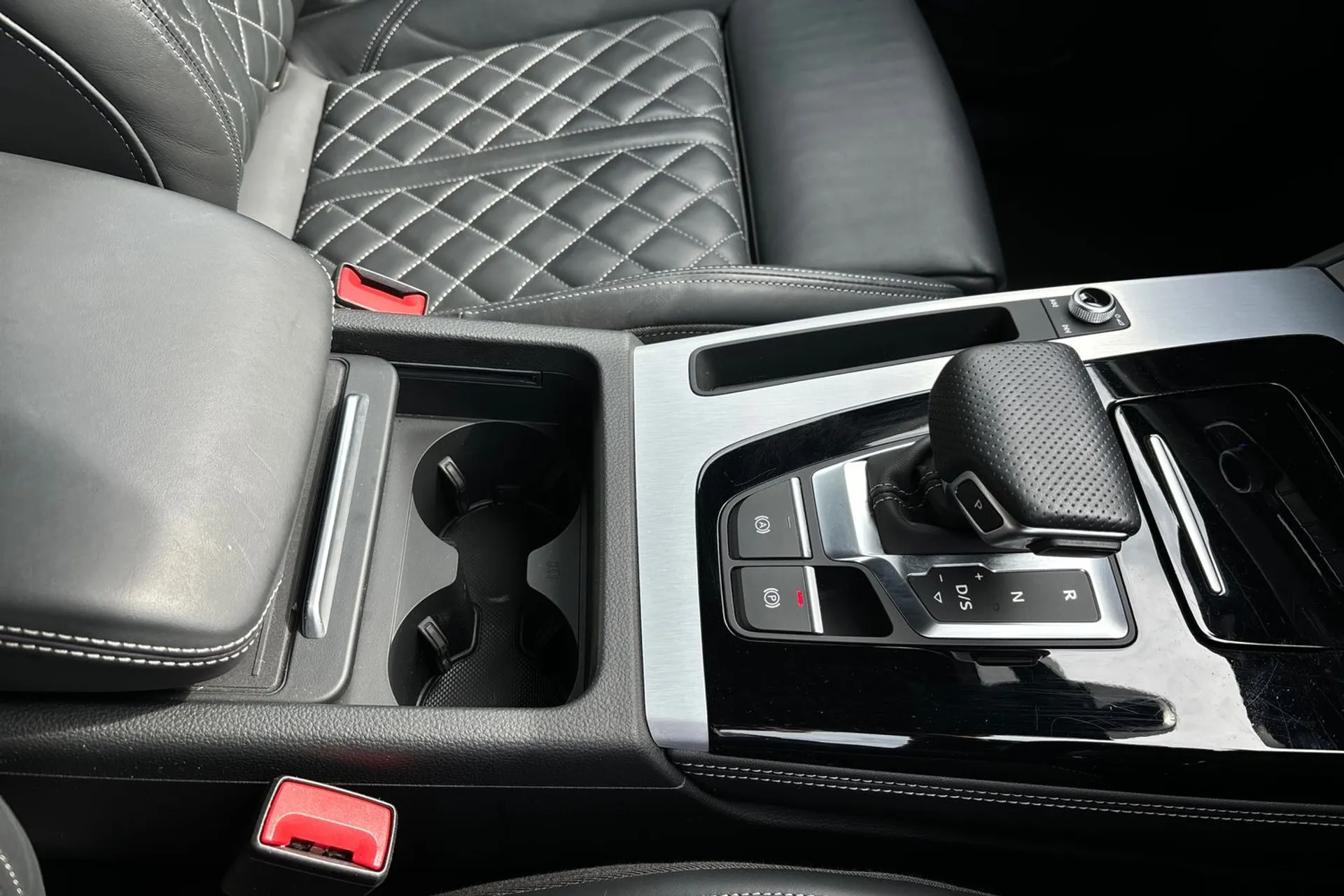 Audi Q5 thumbnail image number 43
