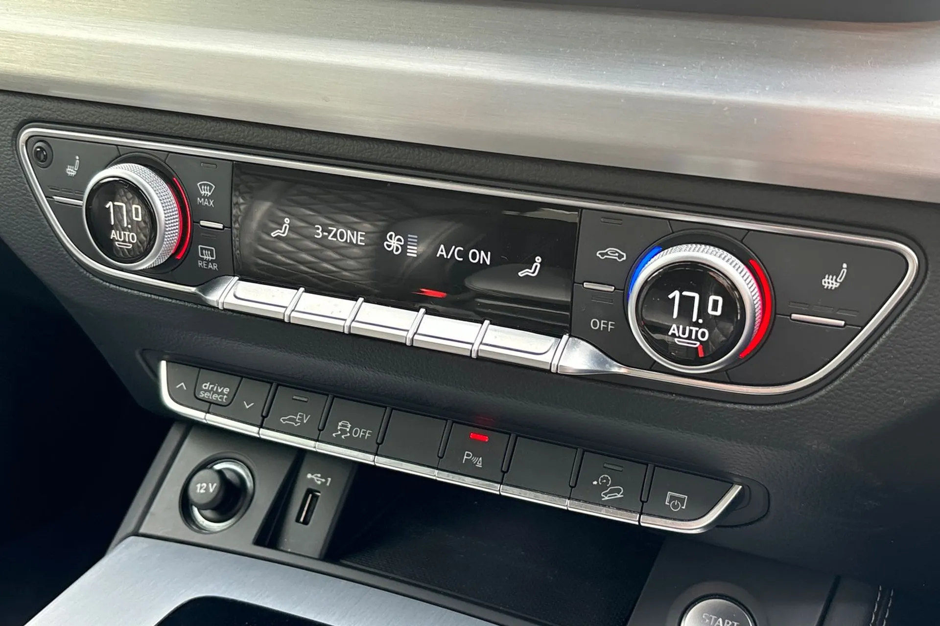 Audi Q5 thumbnail image number 39