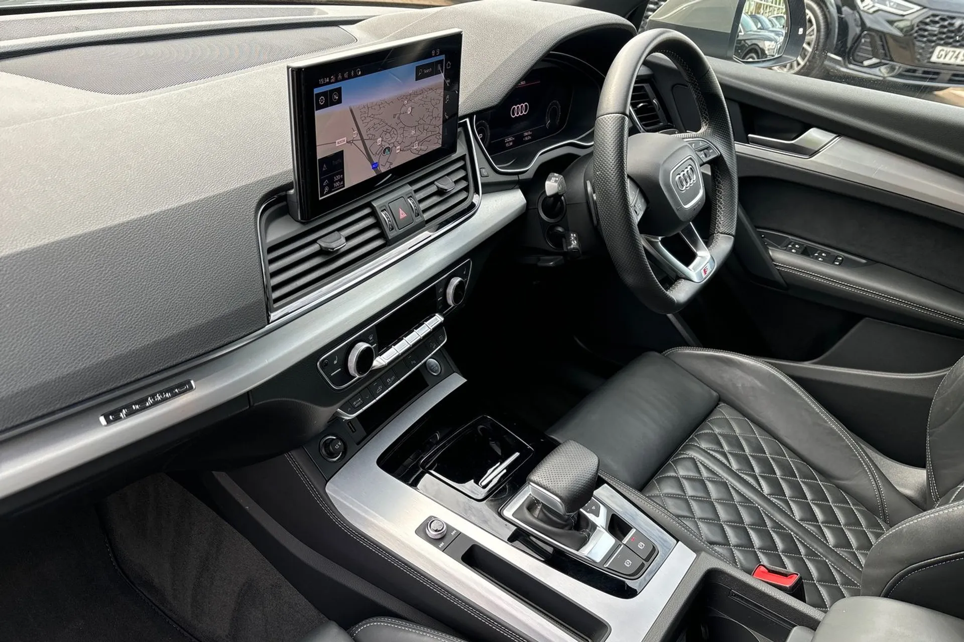 Audi Q5 thumbnail image number 27