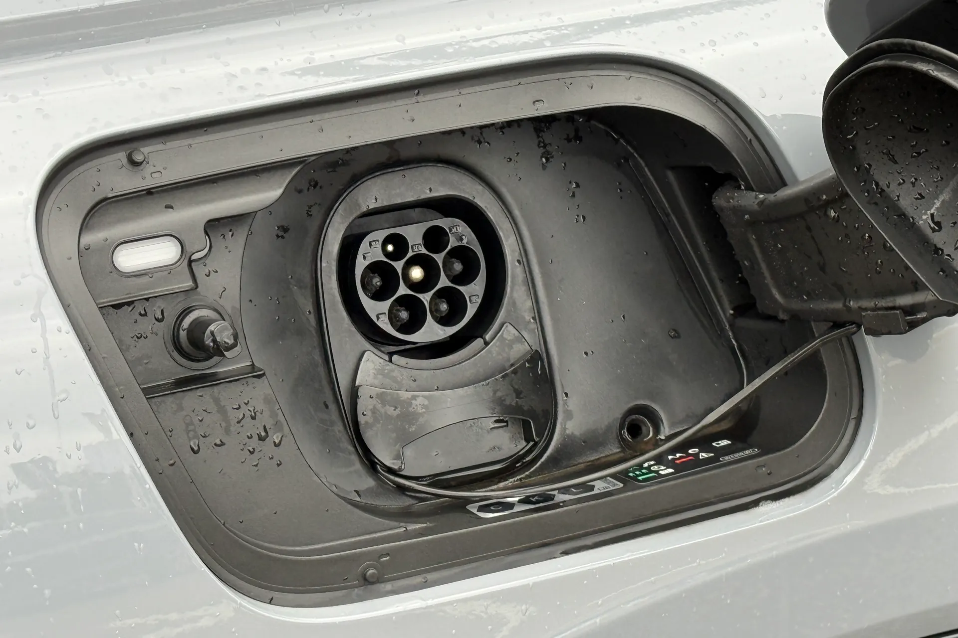 Audi Q4 thumbnail image number 24