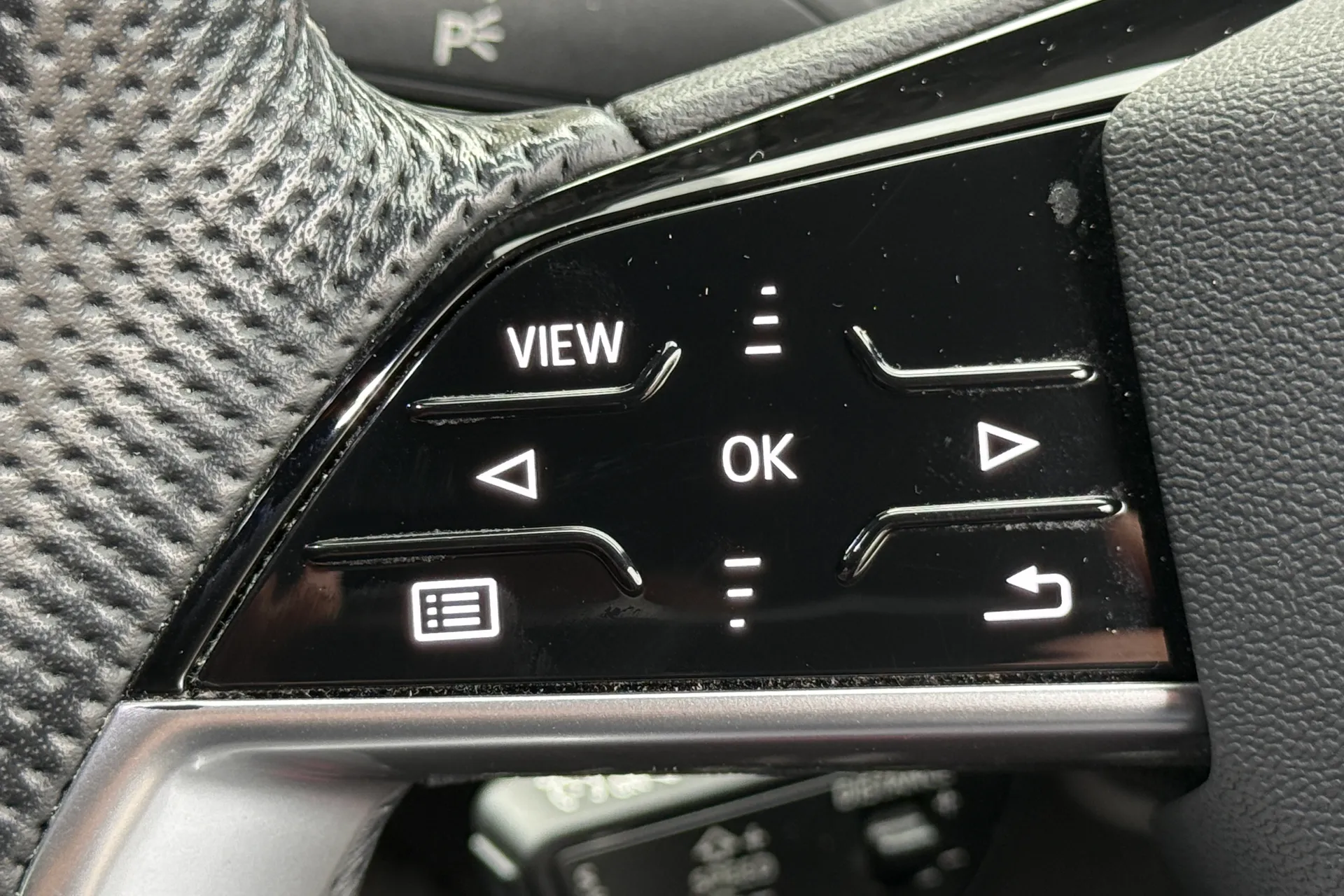 Audi Q4 thumbnail image number 57