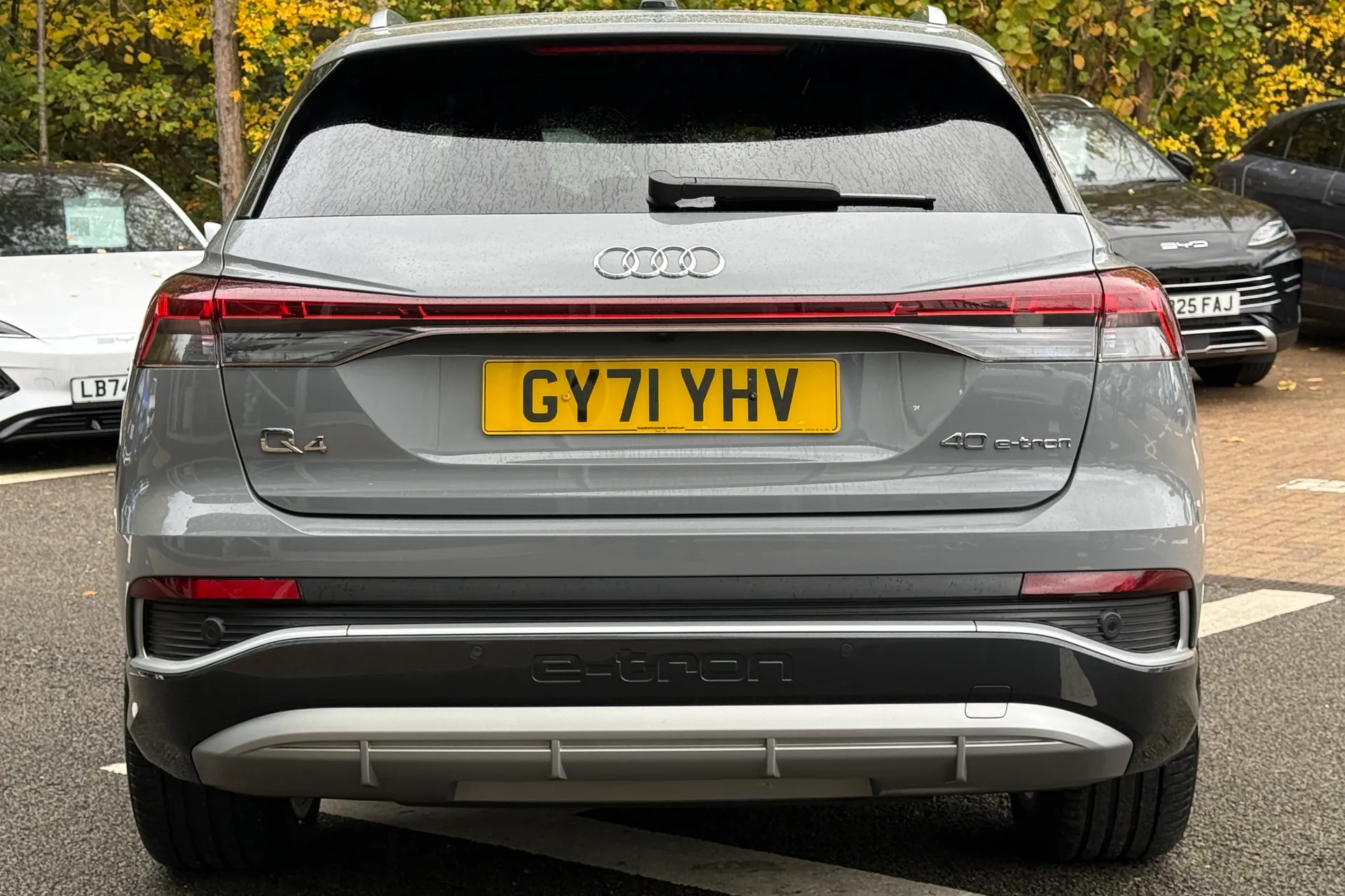 Audi Q4 thumbnail image number 8