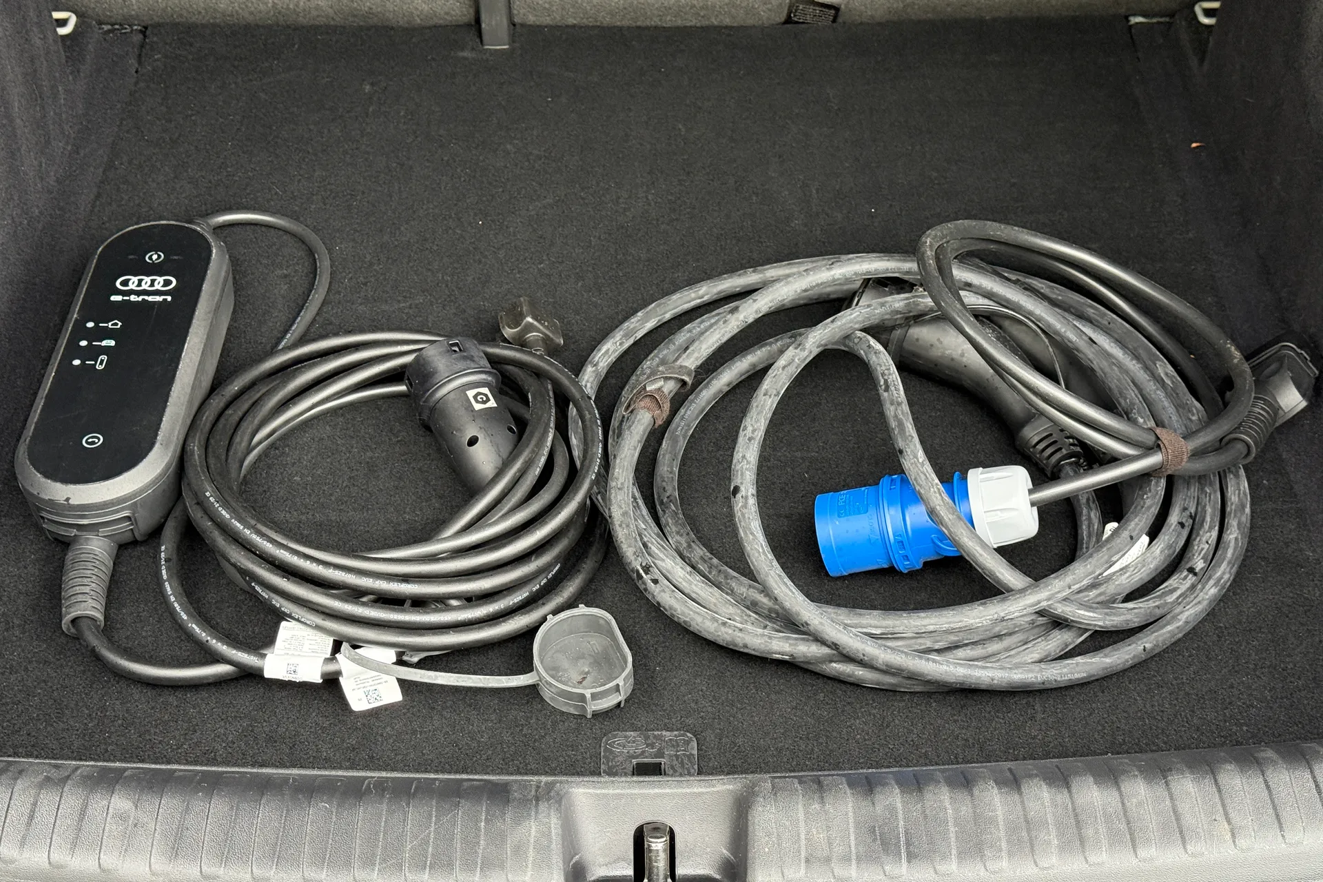 Audi Q4 thumbnail image number 25