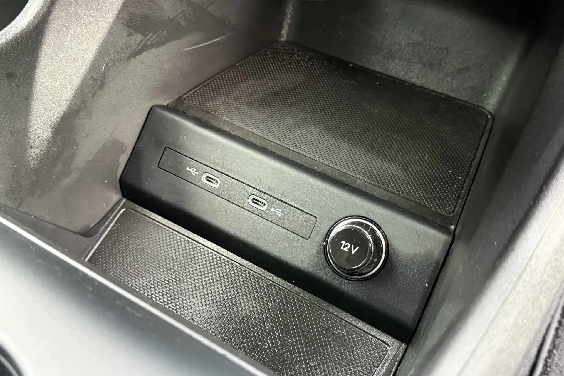 Audi Q4 thumbnail image number 42