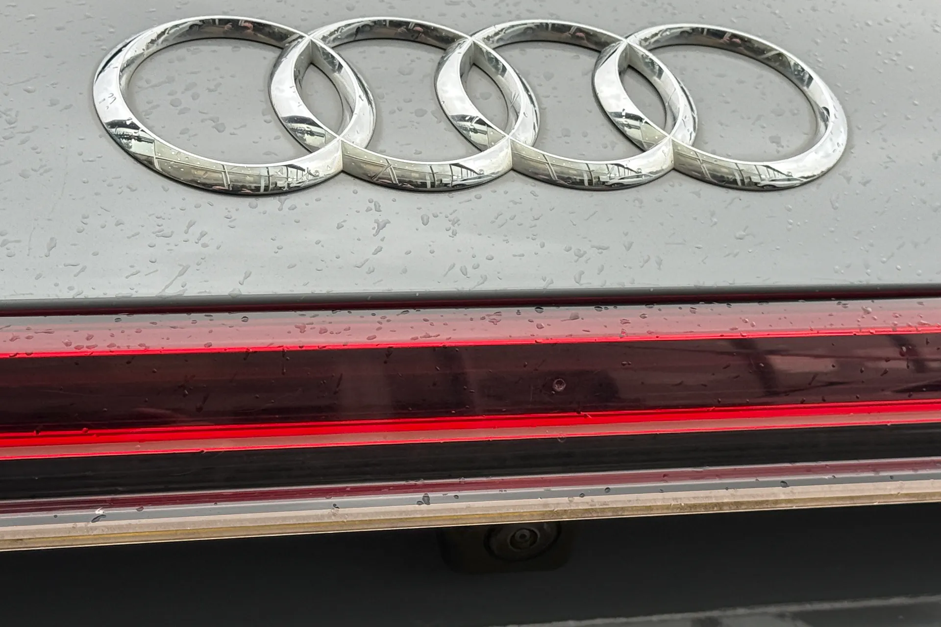 Audi Q4 thumbnail image number 37