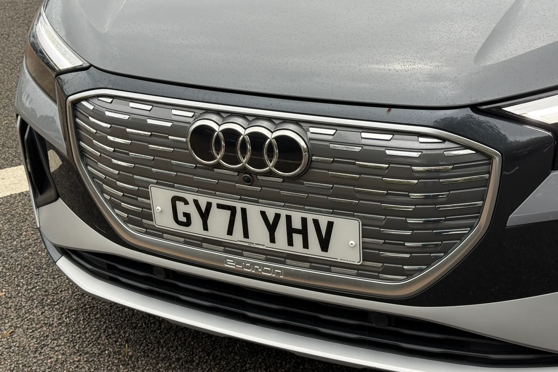 Audi Q4 thumbnail image number 23