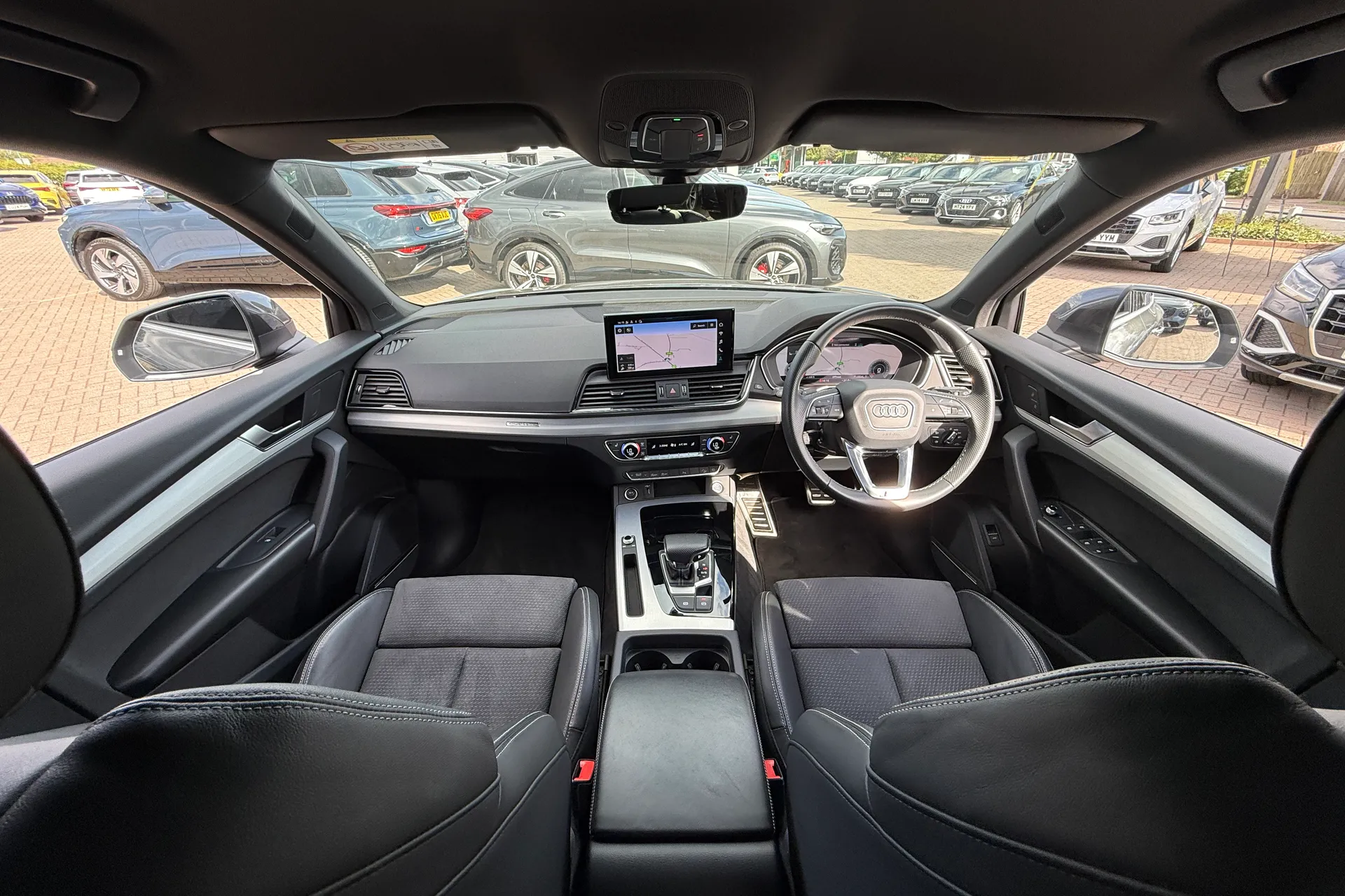 Audi Q5 thumbnail image number 3