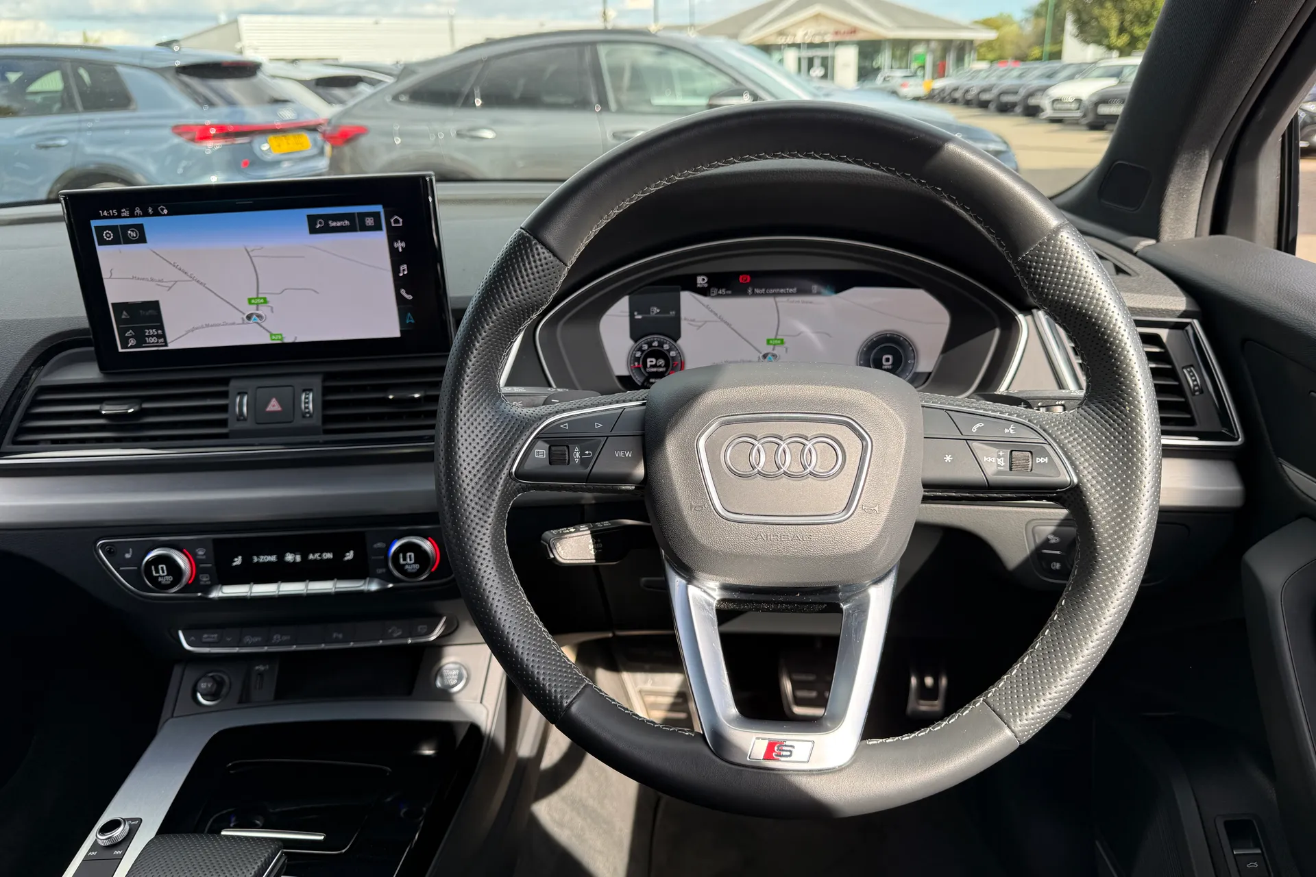 Audi Q5 thumbnail image number 6