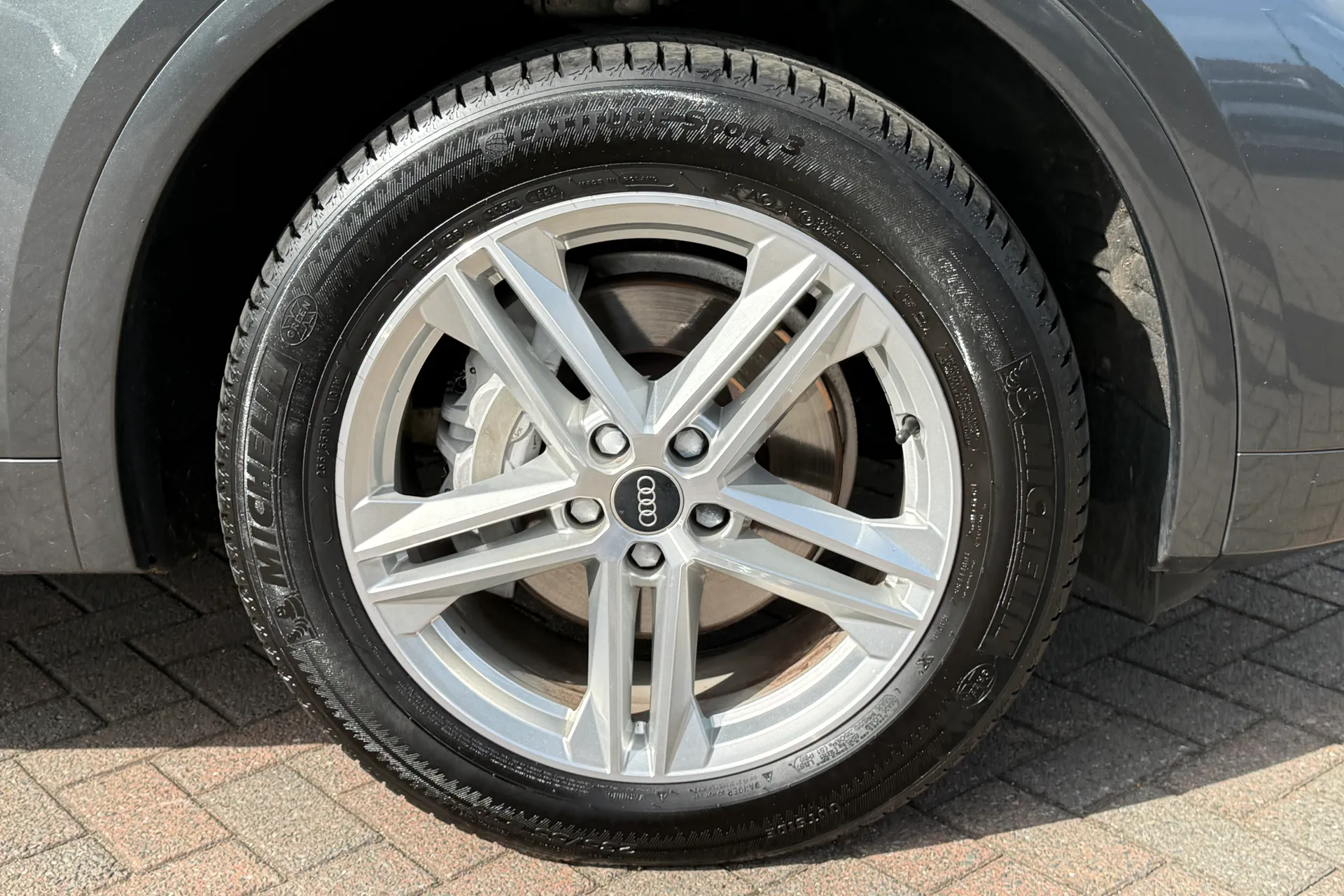 Audi Q5 thumbnail image number 49
