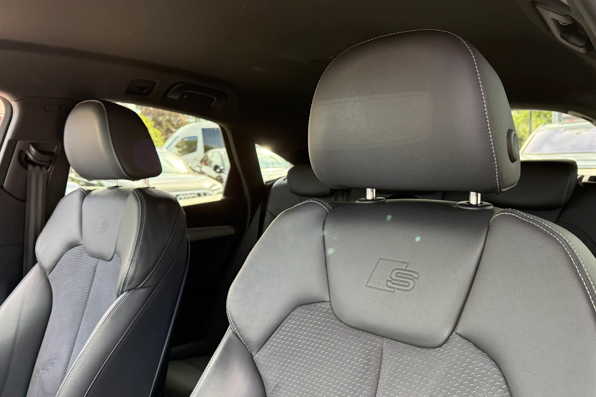 Audi Q5 thumbnail image number 33