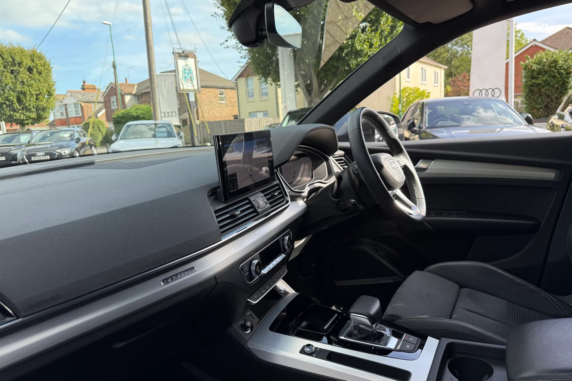 Audi Q5 thumbnail image number 31