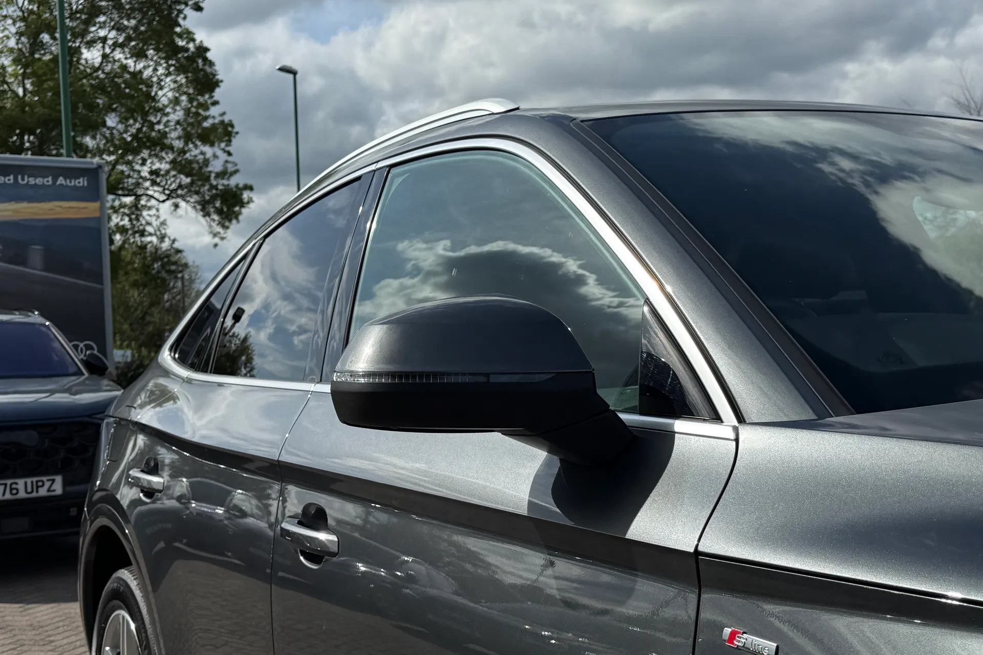 Audi Q5 thumbnail image number 50