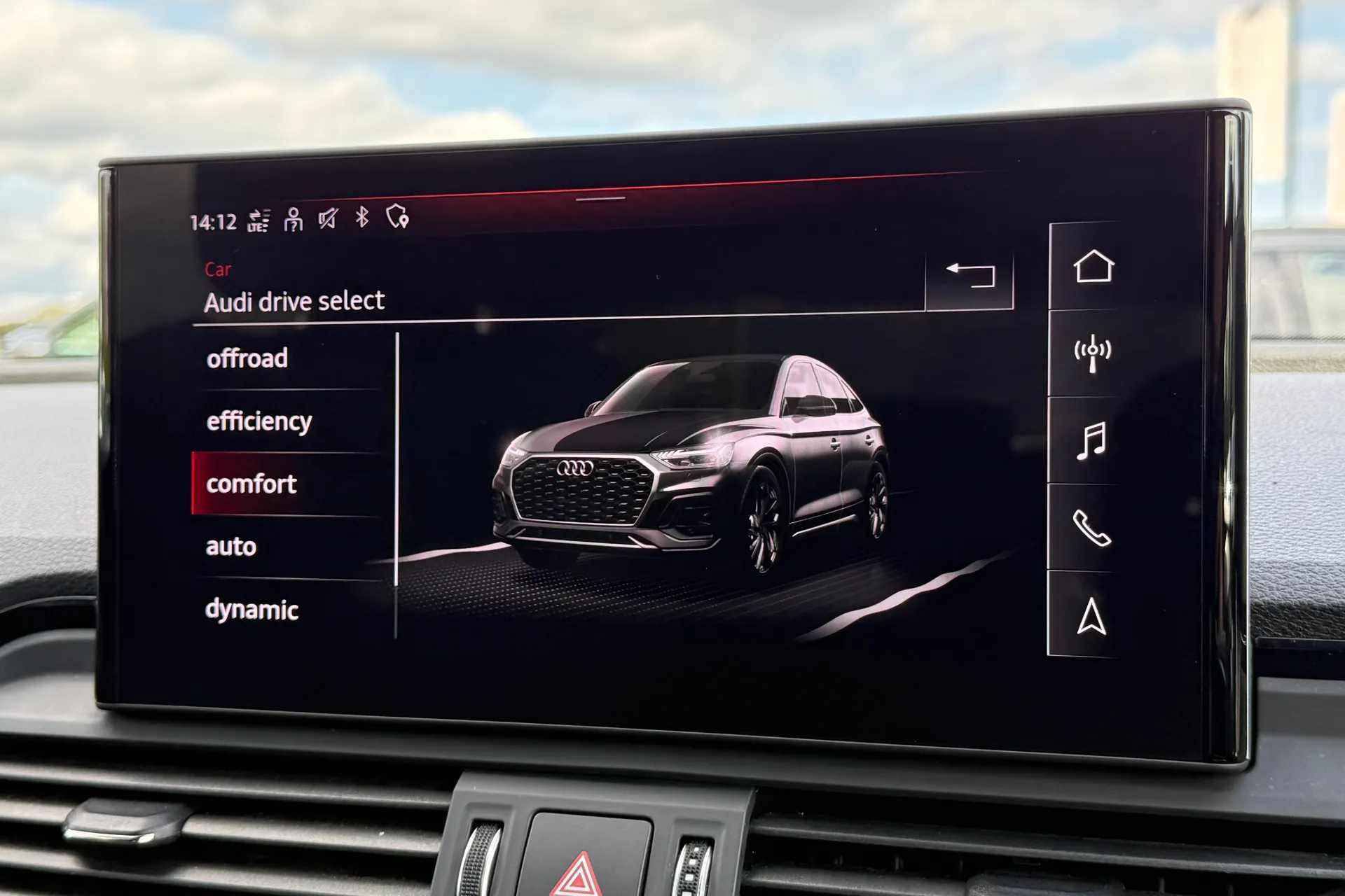 Audi Q5 thumbnail image number 12
