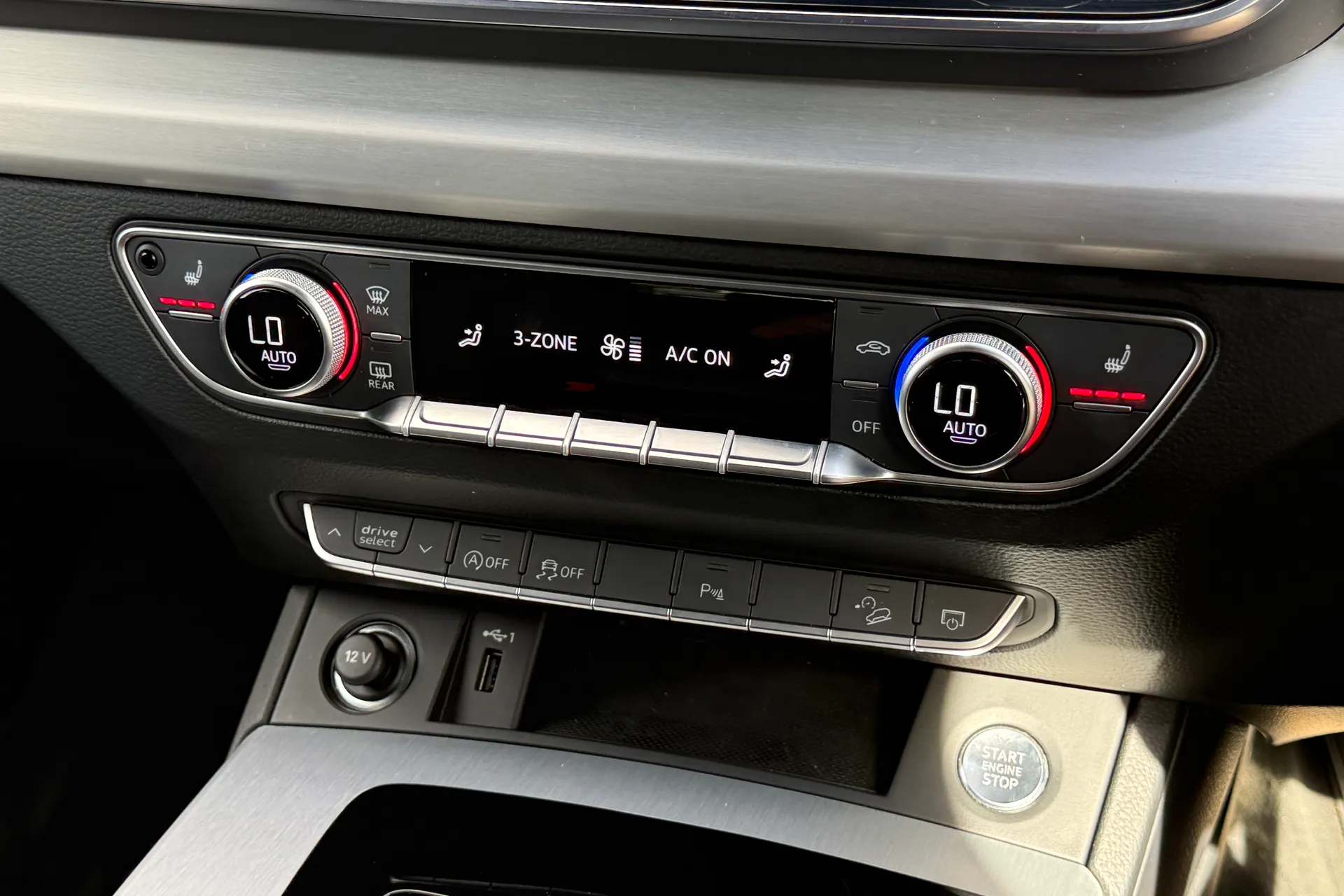 Audi Q5 thumbnail image number 18