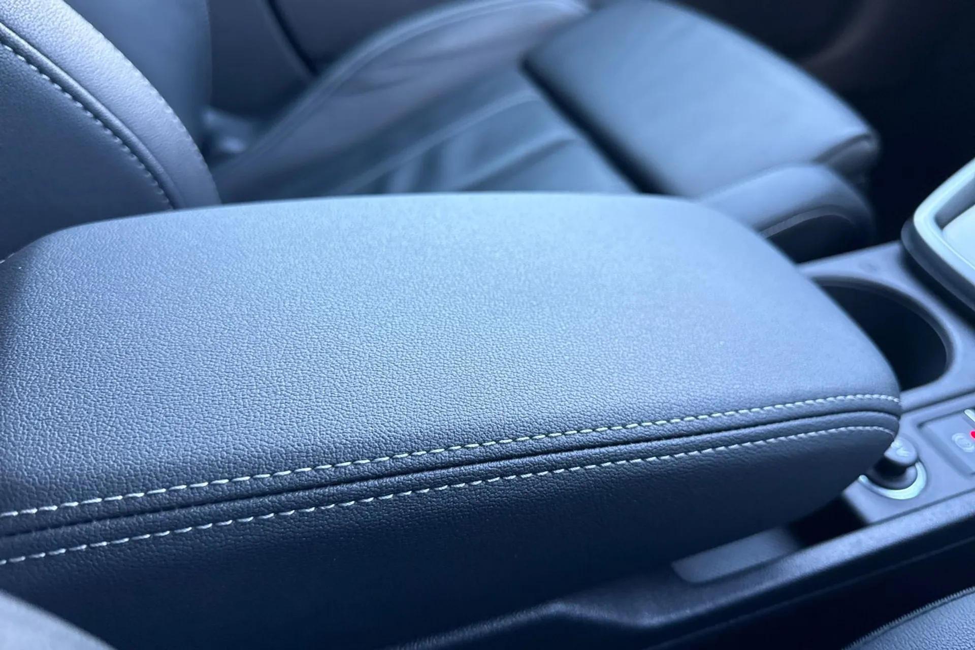 Audi A3 thumbnail image number 47