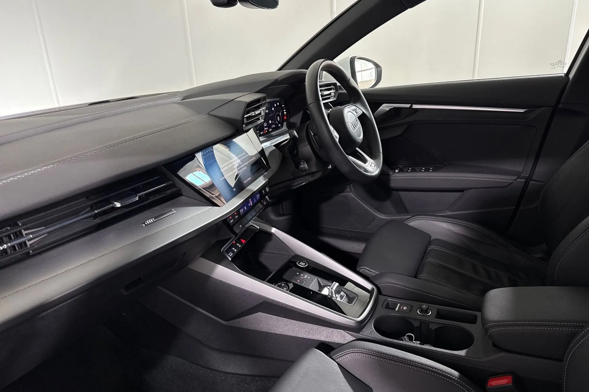 Audi A3 thumbnail image number 33