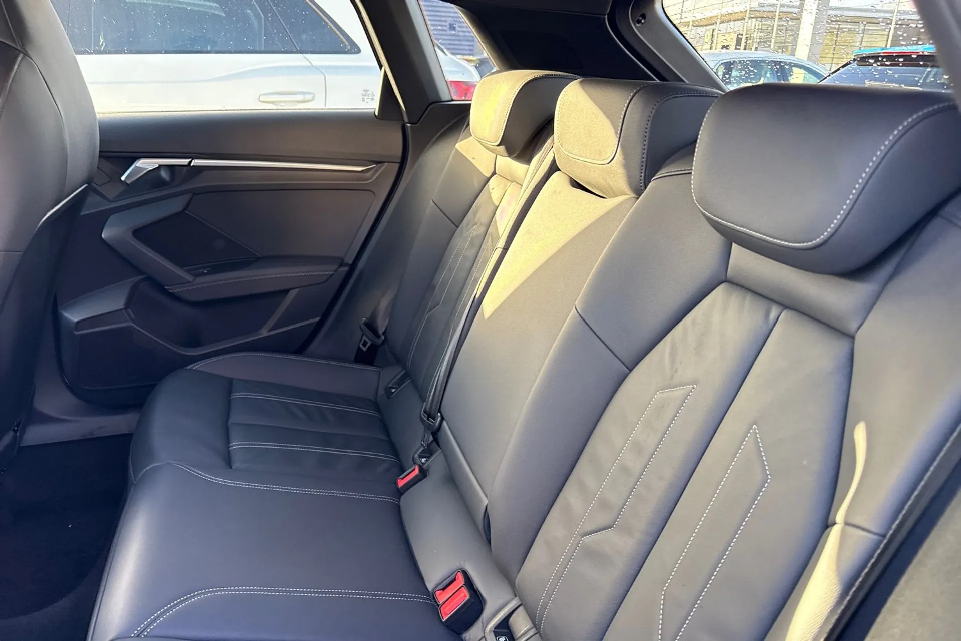 Audi A3 thumbnail image number 38