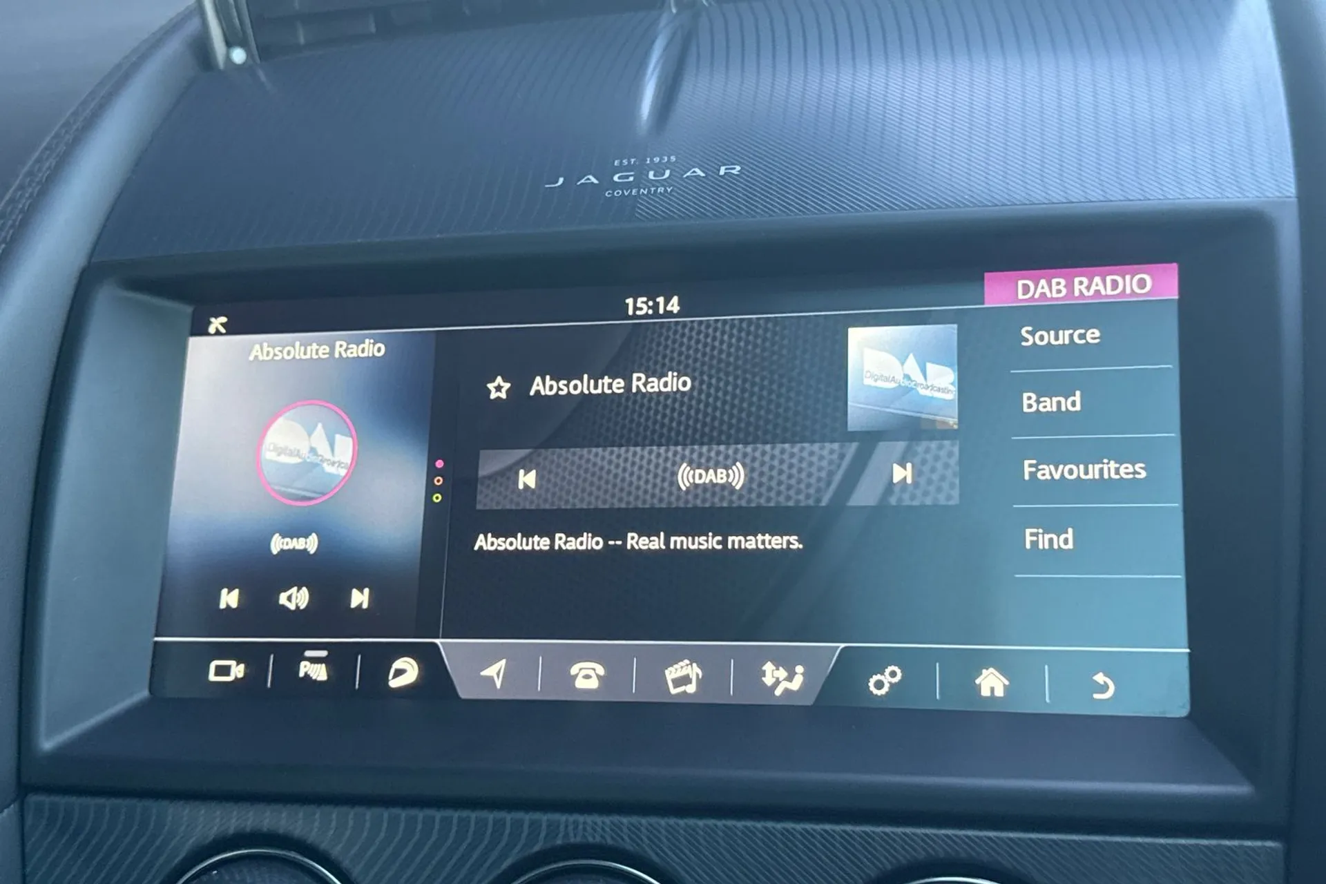 Jaguar F-TYPE thumbnail image number 22