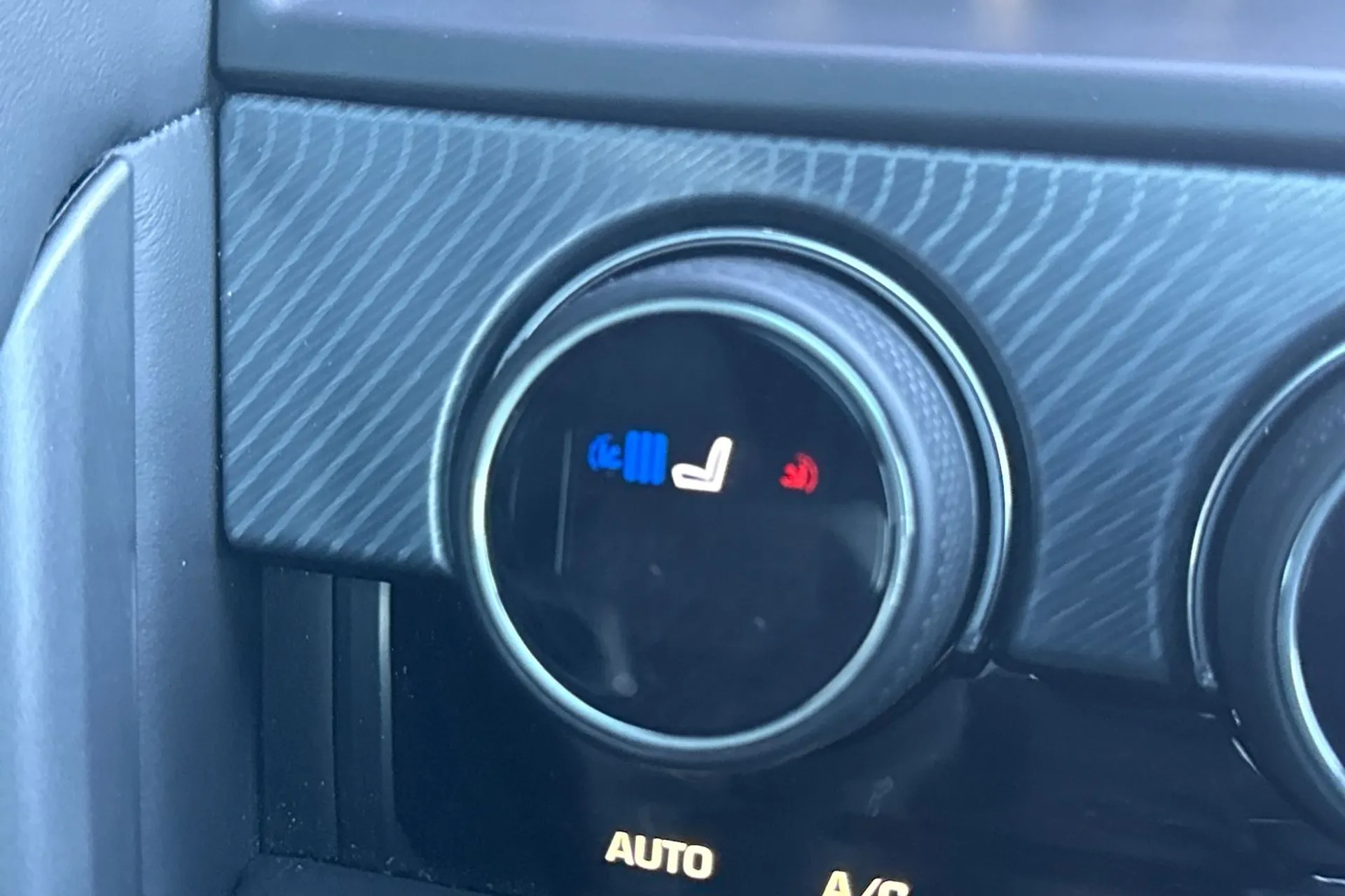 Jaguar F-TYPE thumbnail image number 14