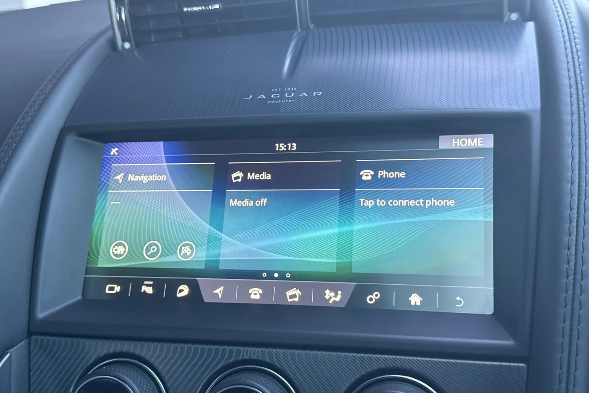 Jaguar F-TYPE thumbnail image number 57