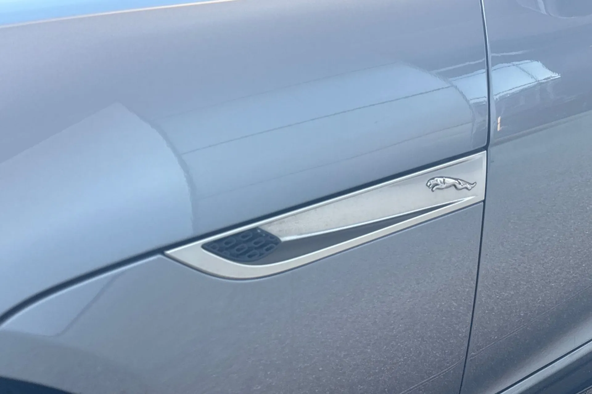 Jaguar F-TYPE thumbnail image number 62