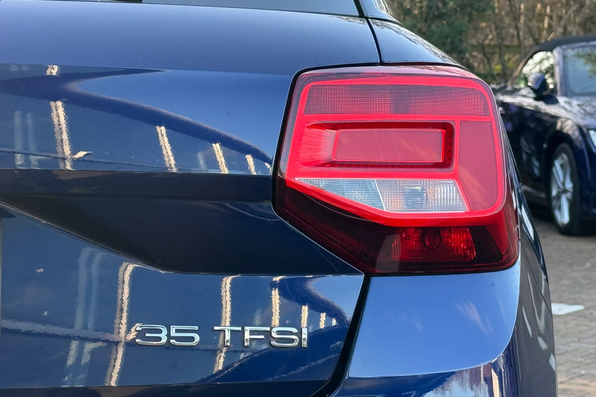 Audi Q2 thumbnail image number 30