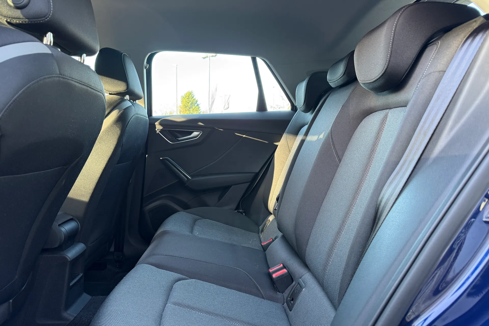 Audi Q2 thumbnail image number 20