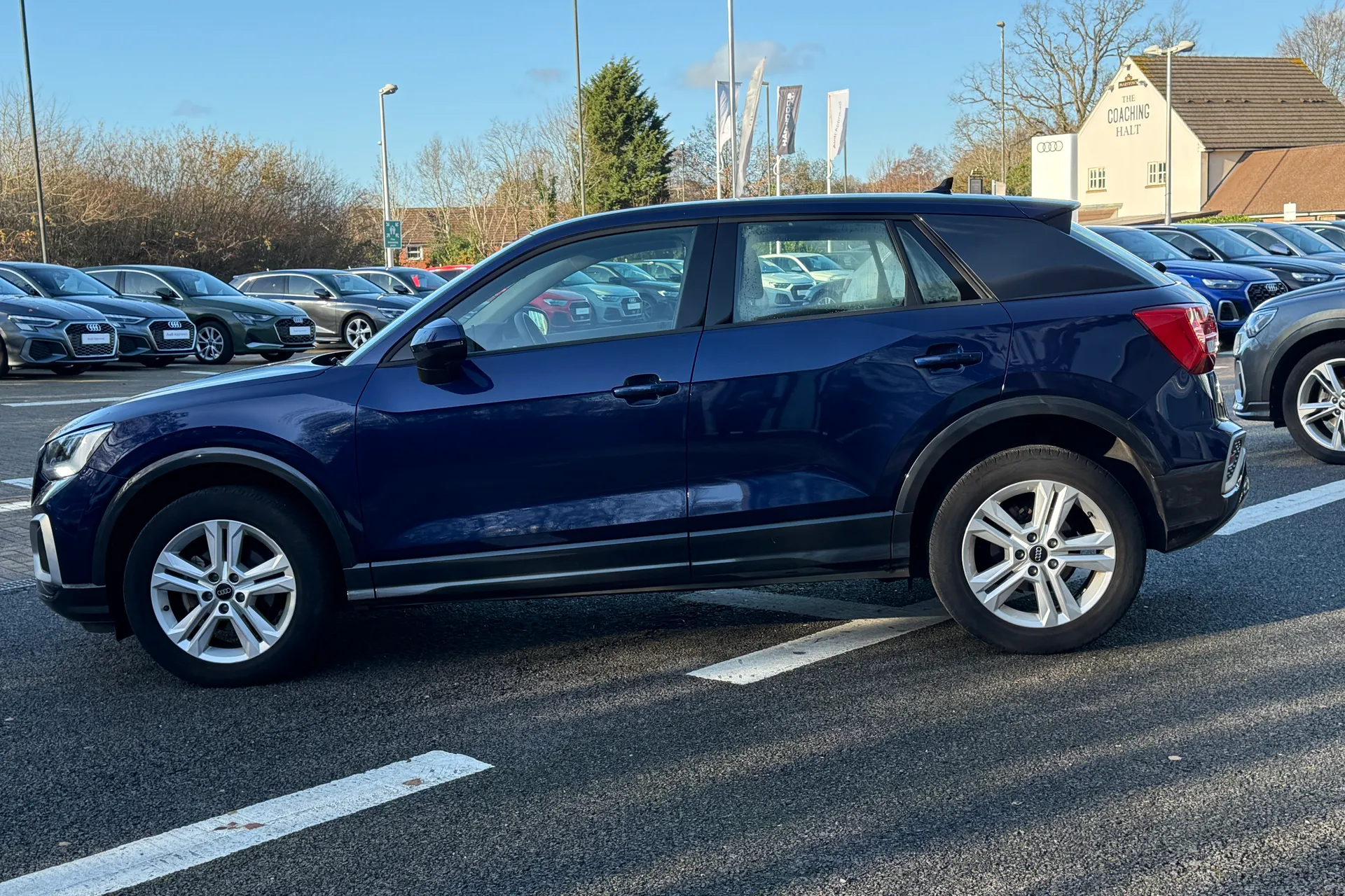 Audi Q2 thumbnail image number 14