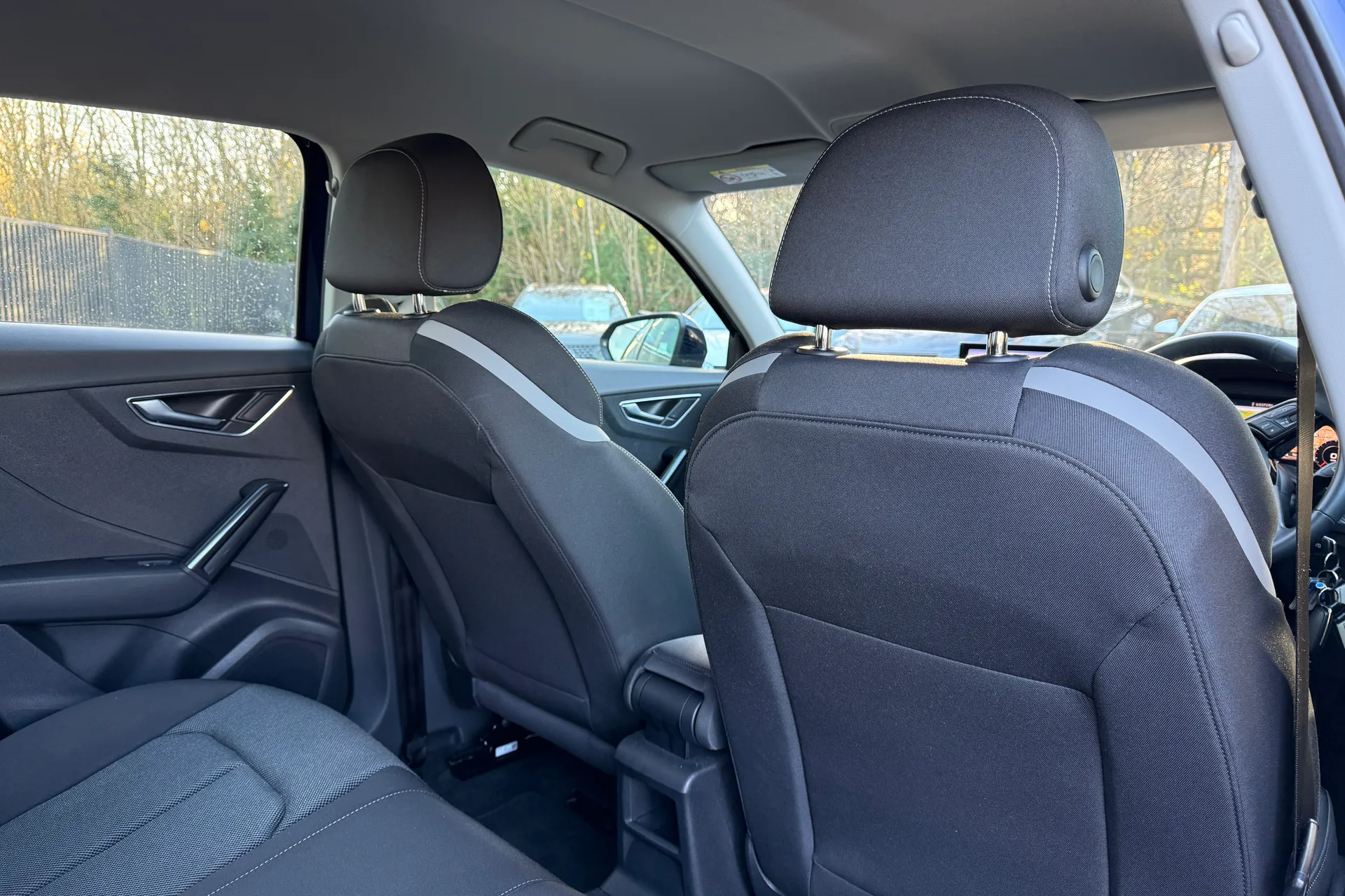 Audi Q2 thumbnail image number 11