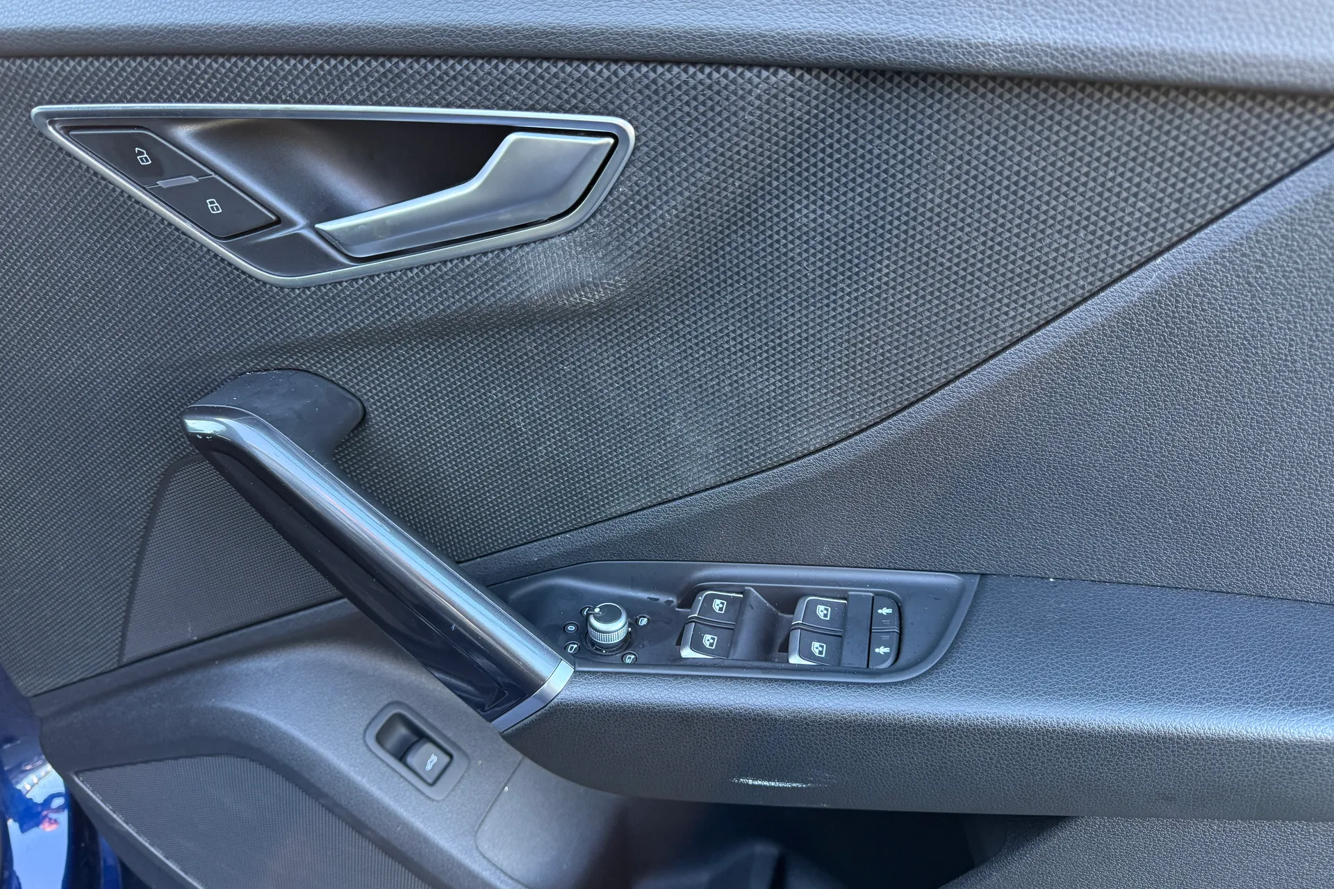 Audi Q2 thumbnail image number 42