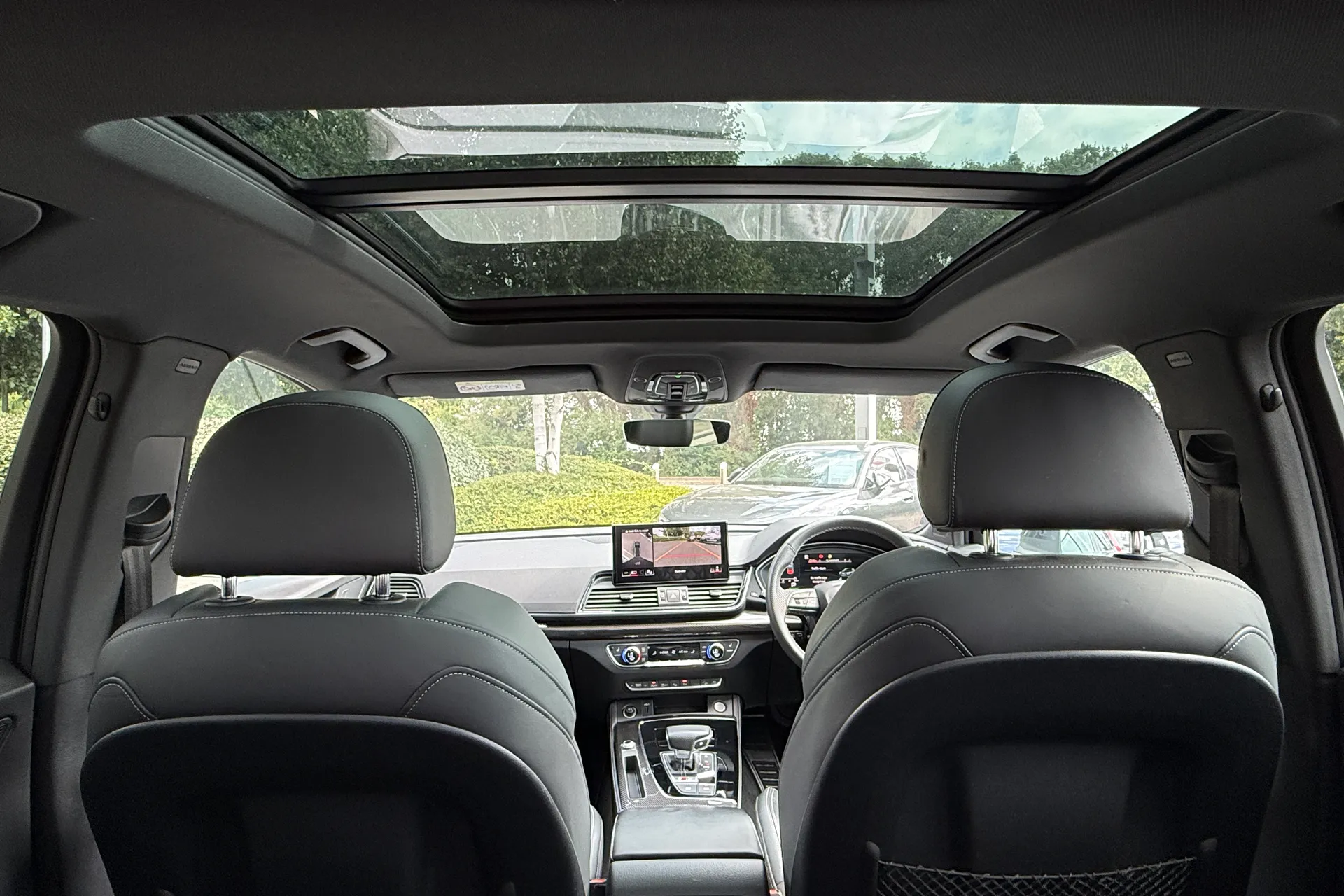 Audi Q5 thumbnail image number 24