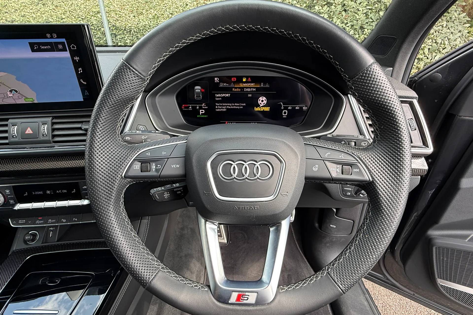 Audi Q5 thumbnail image number 18