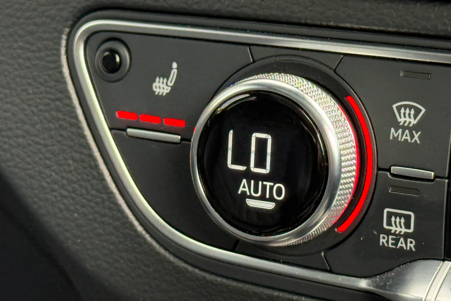 Audi Q5 thumbnail image number 16